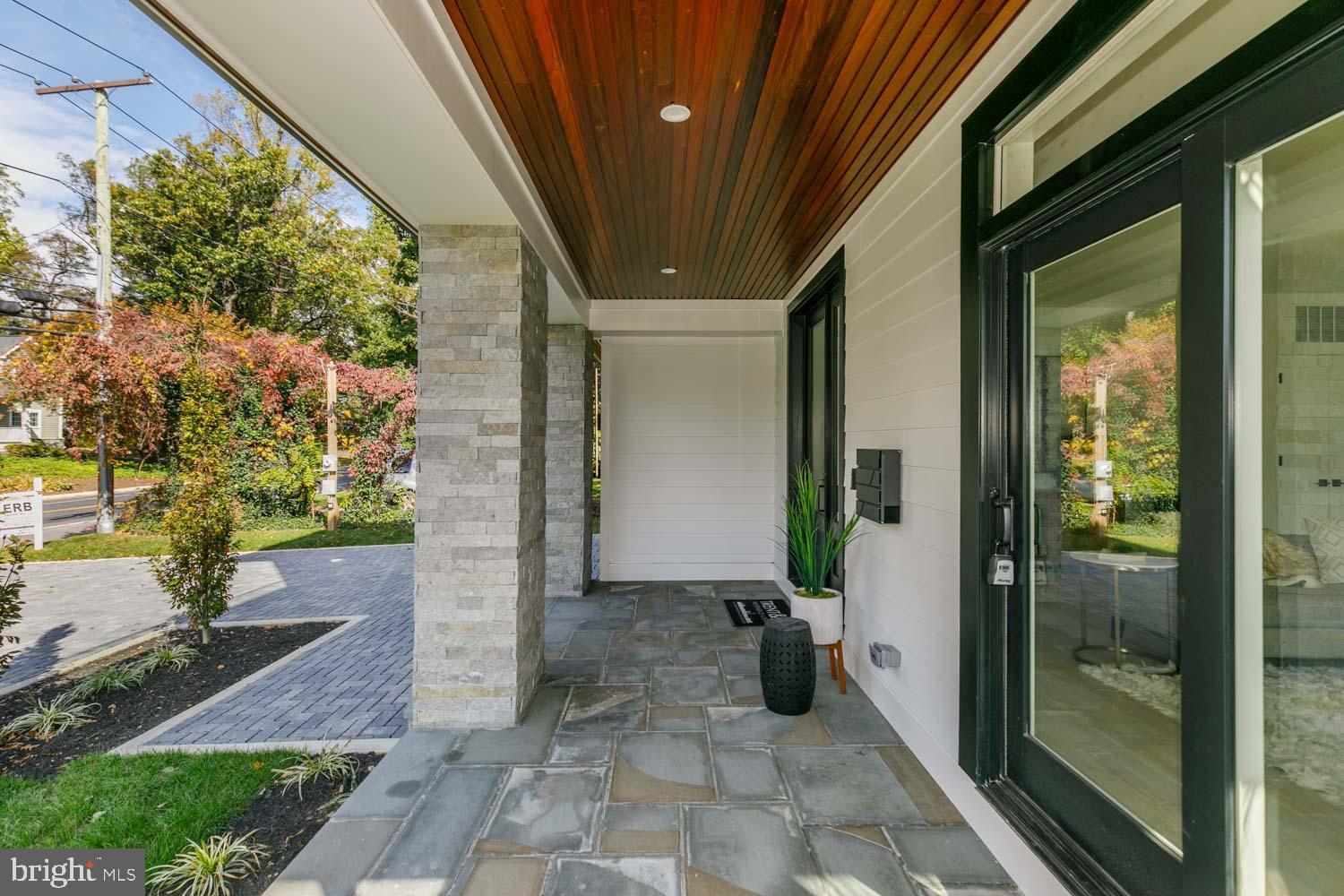 GLEN MAR PARK - Residential