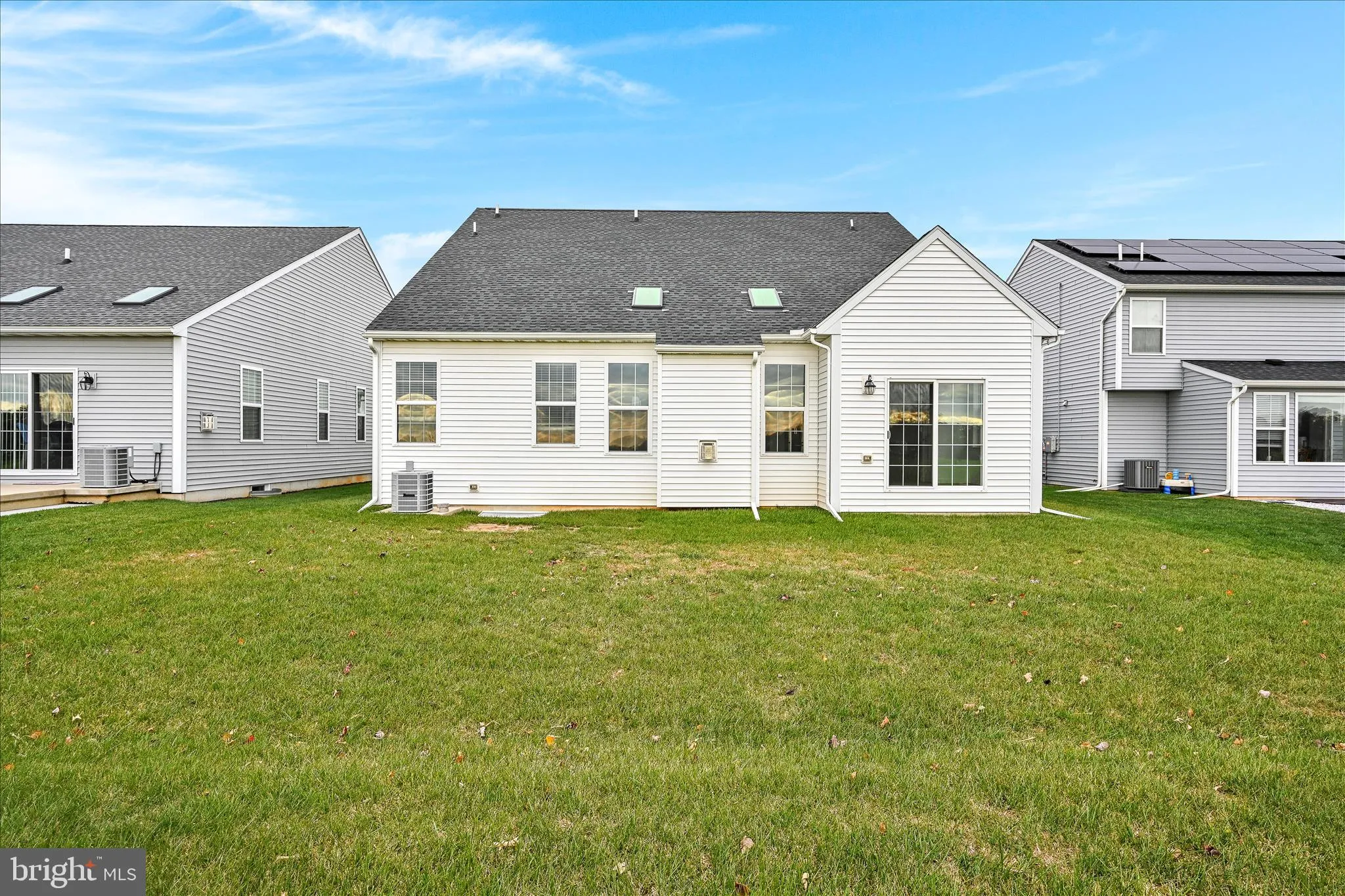 New Holland, Pennsylvania 17557, United States, 4 Bedrooms Bedrooms, ,3 BathroomsBathrooms,Residential,Coming Soon,242808