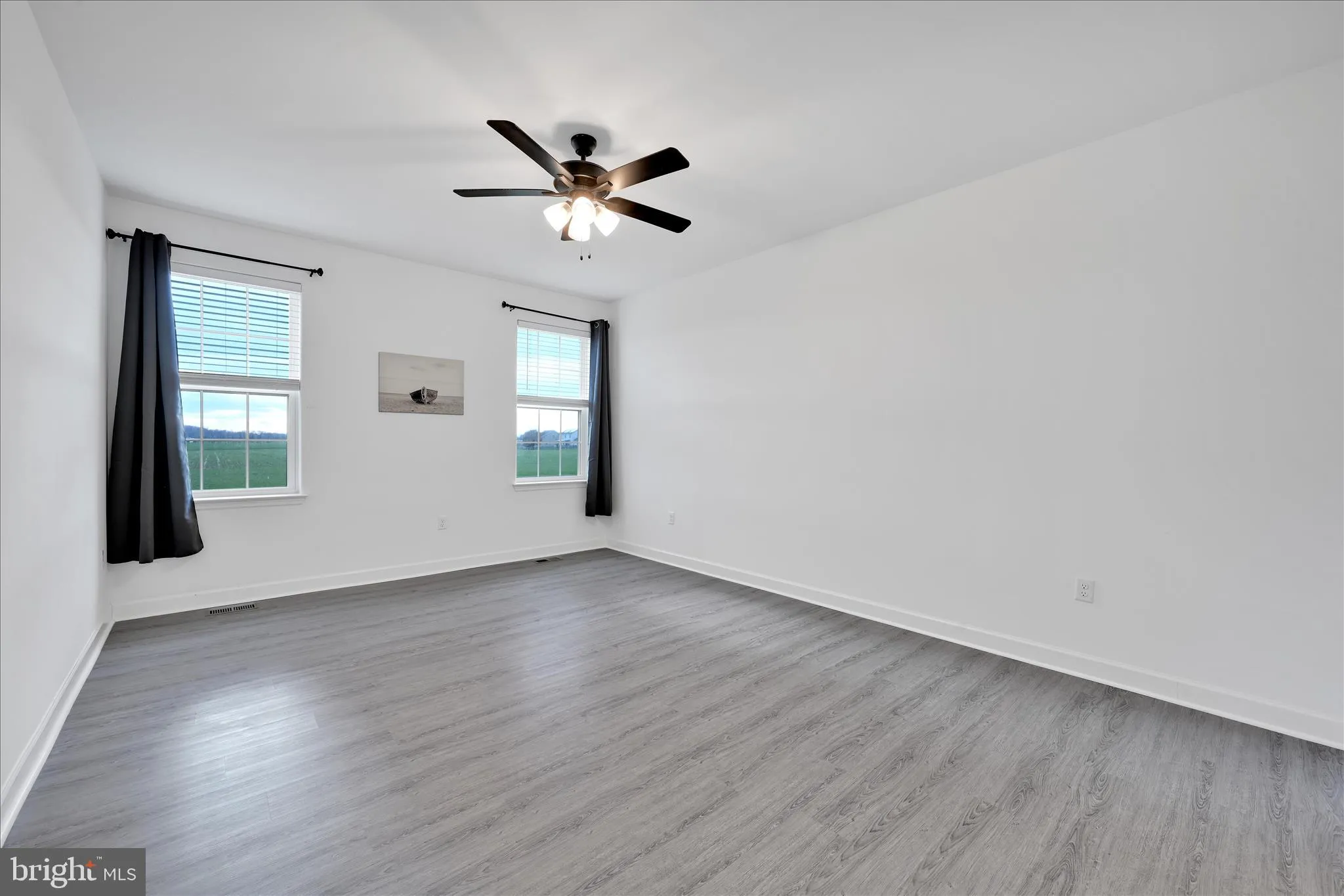 New Holland, Pennsylvania 17557, United States, 4 Bedrooms Bedrooms, ,3 BathroomsBathrooms,Residential,Coming Soon,242808