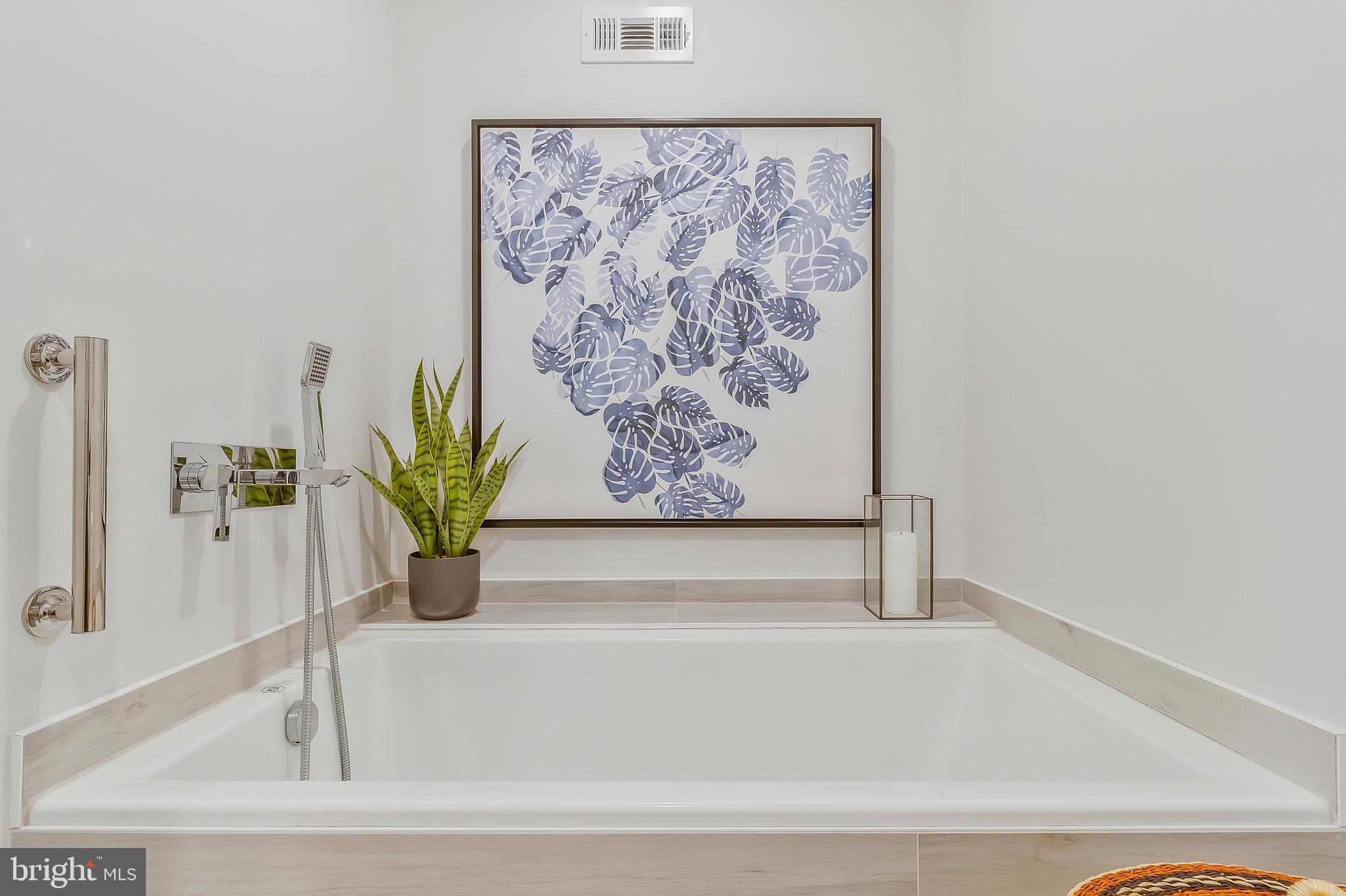 ROLLINGWOOD - Residential