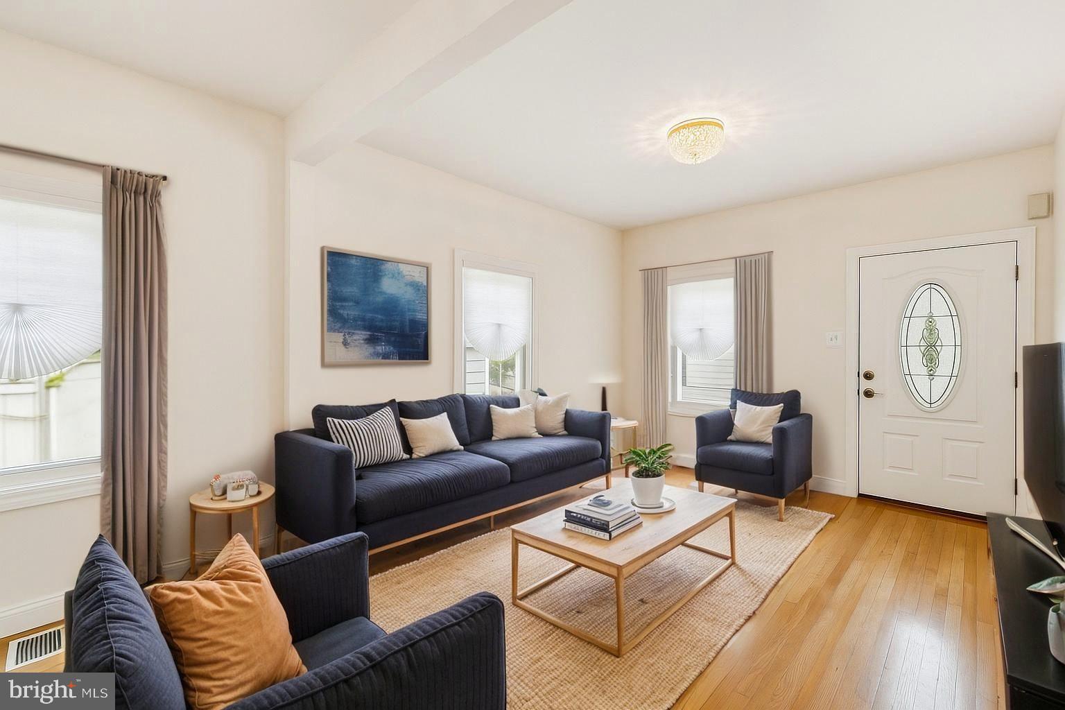 2034 S SHIRLINGTON ROAD