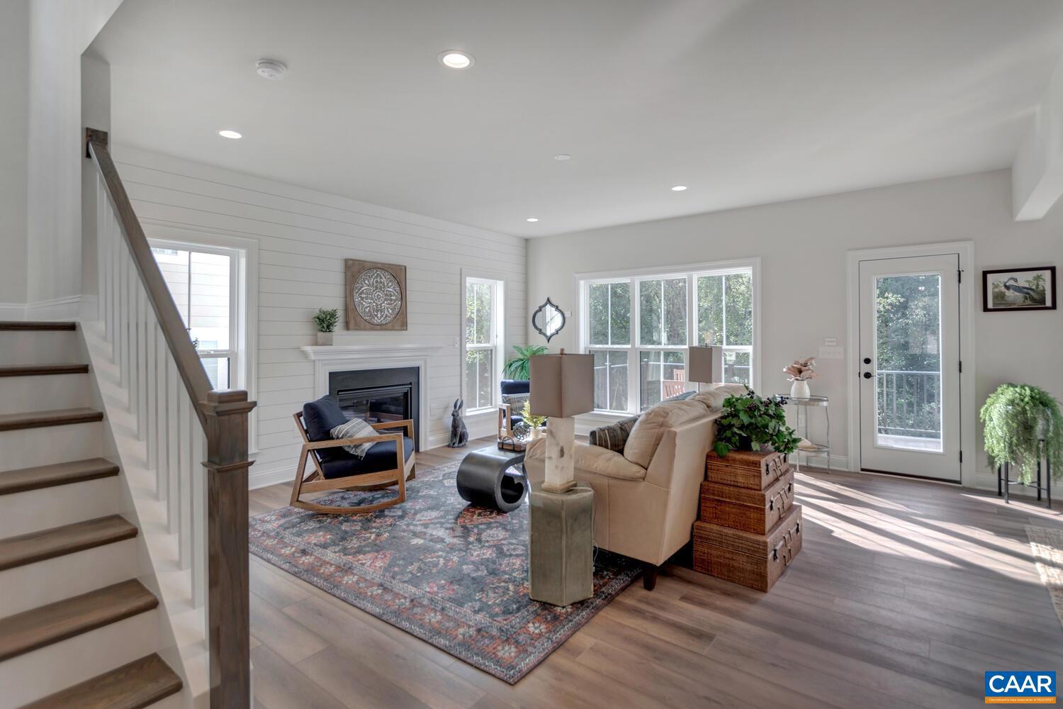 OLD TRAIL - Residential