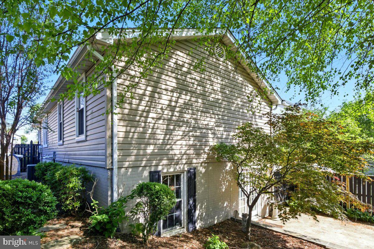 NAUCK - Residential Lease