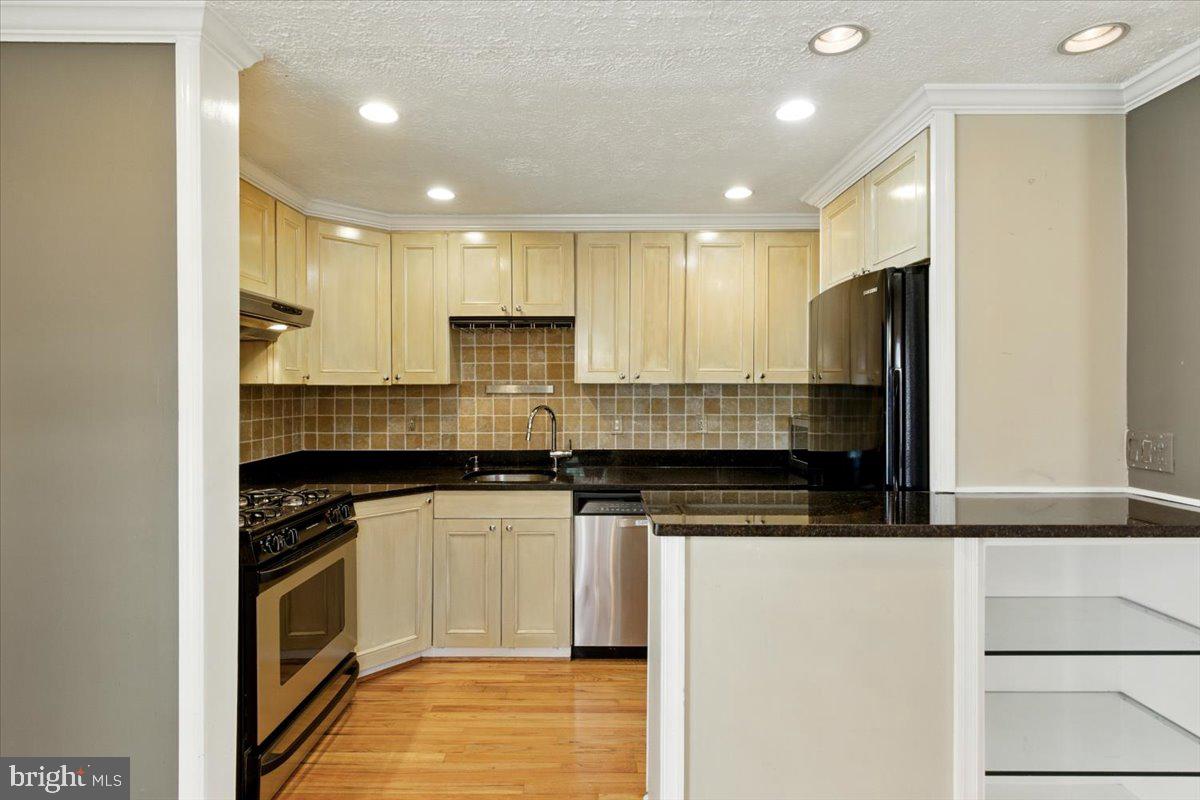 NAUCK - Residential Lease