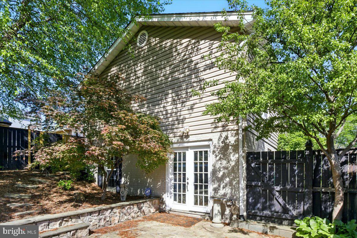 NAUCK - Residential Lease