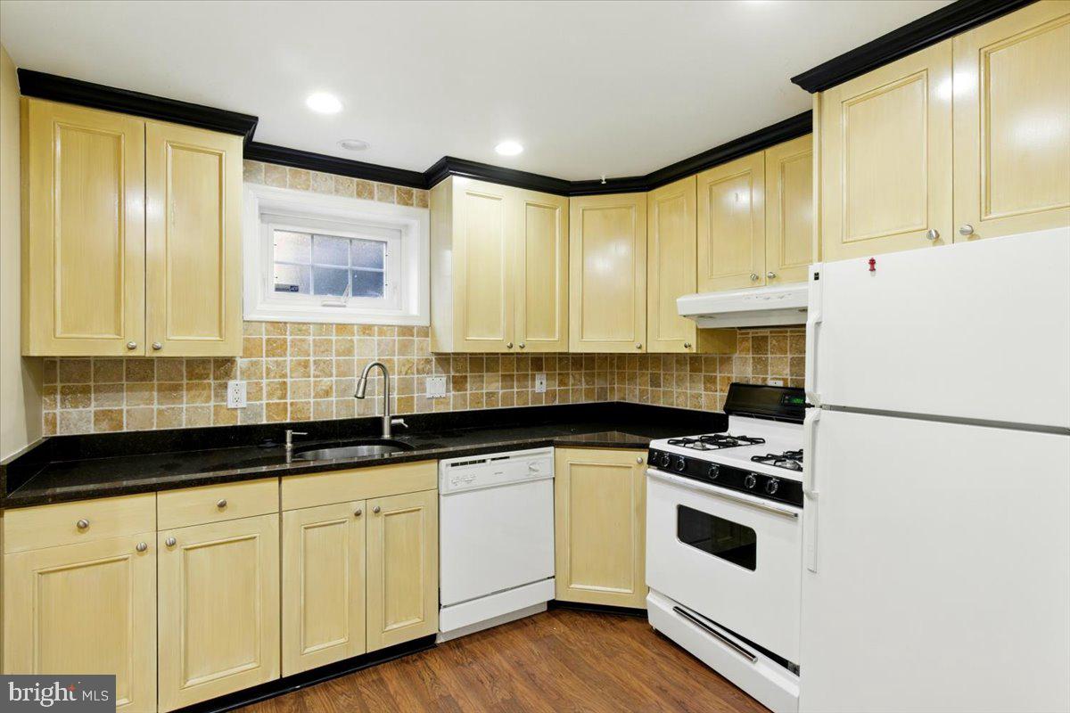 NAUCK - Residential Lease