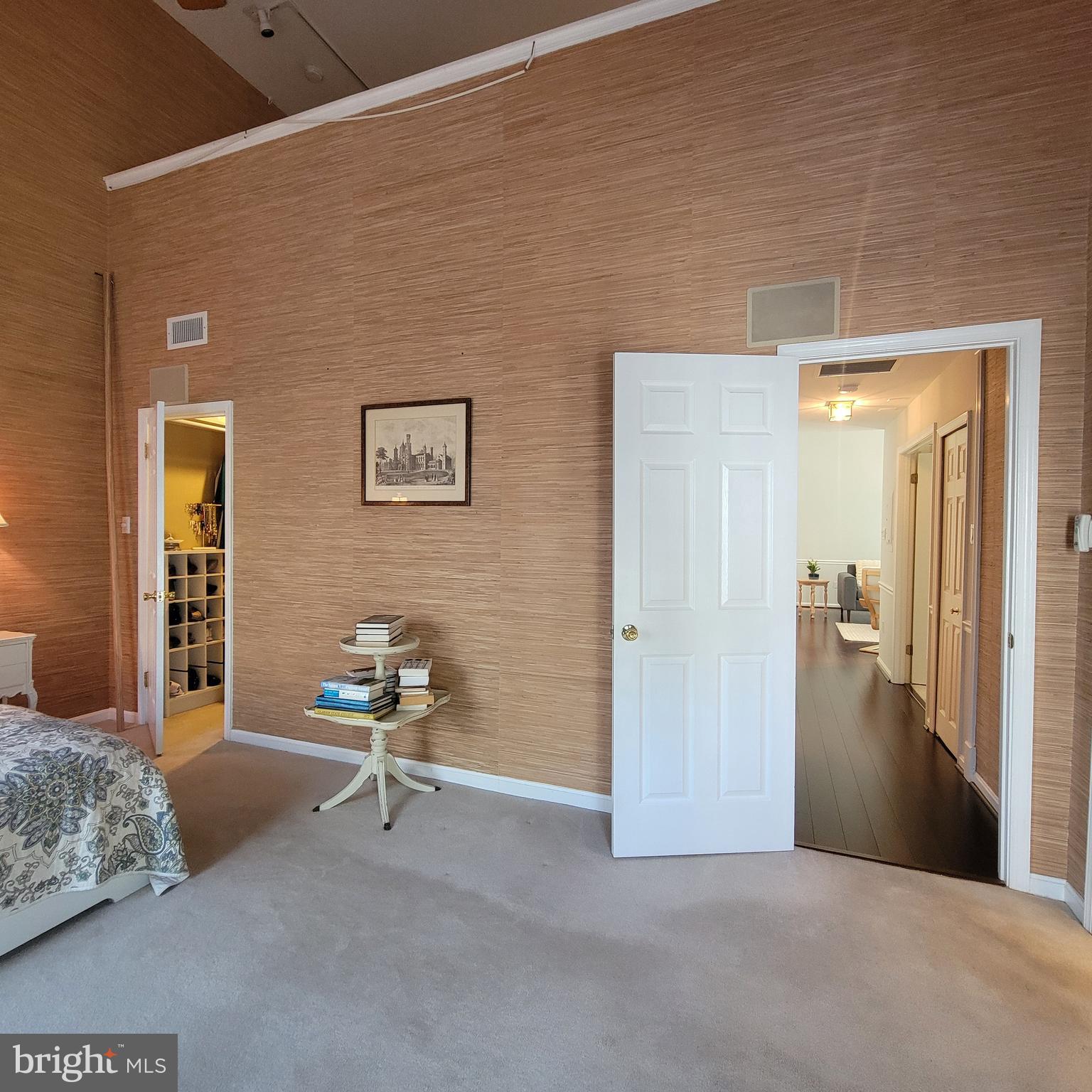 RIVA TRACE - Residential