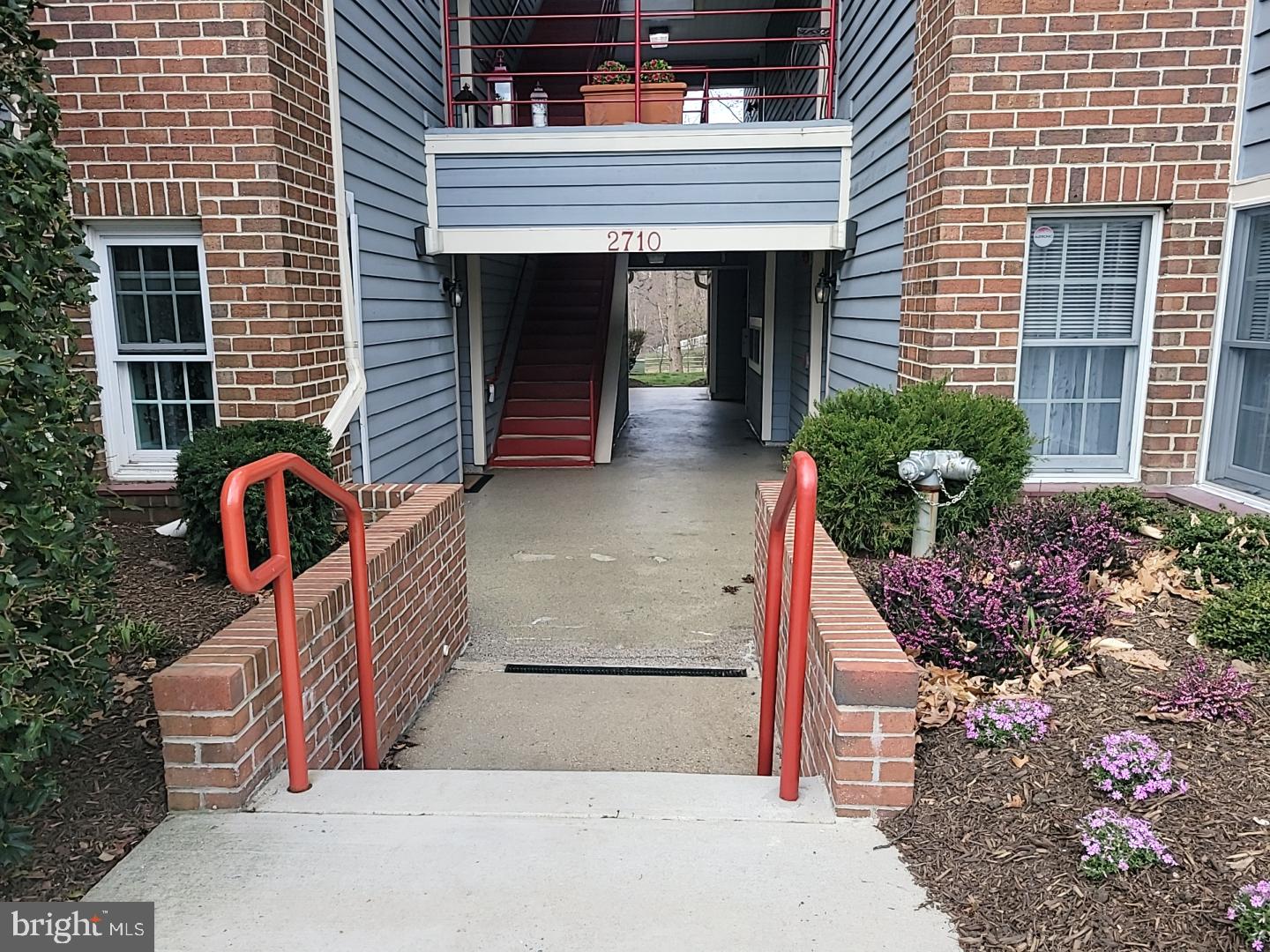 RIVA TRACE - Residential