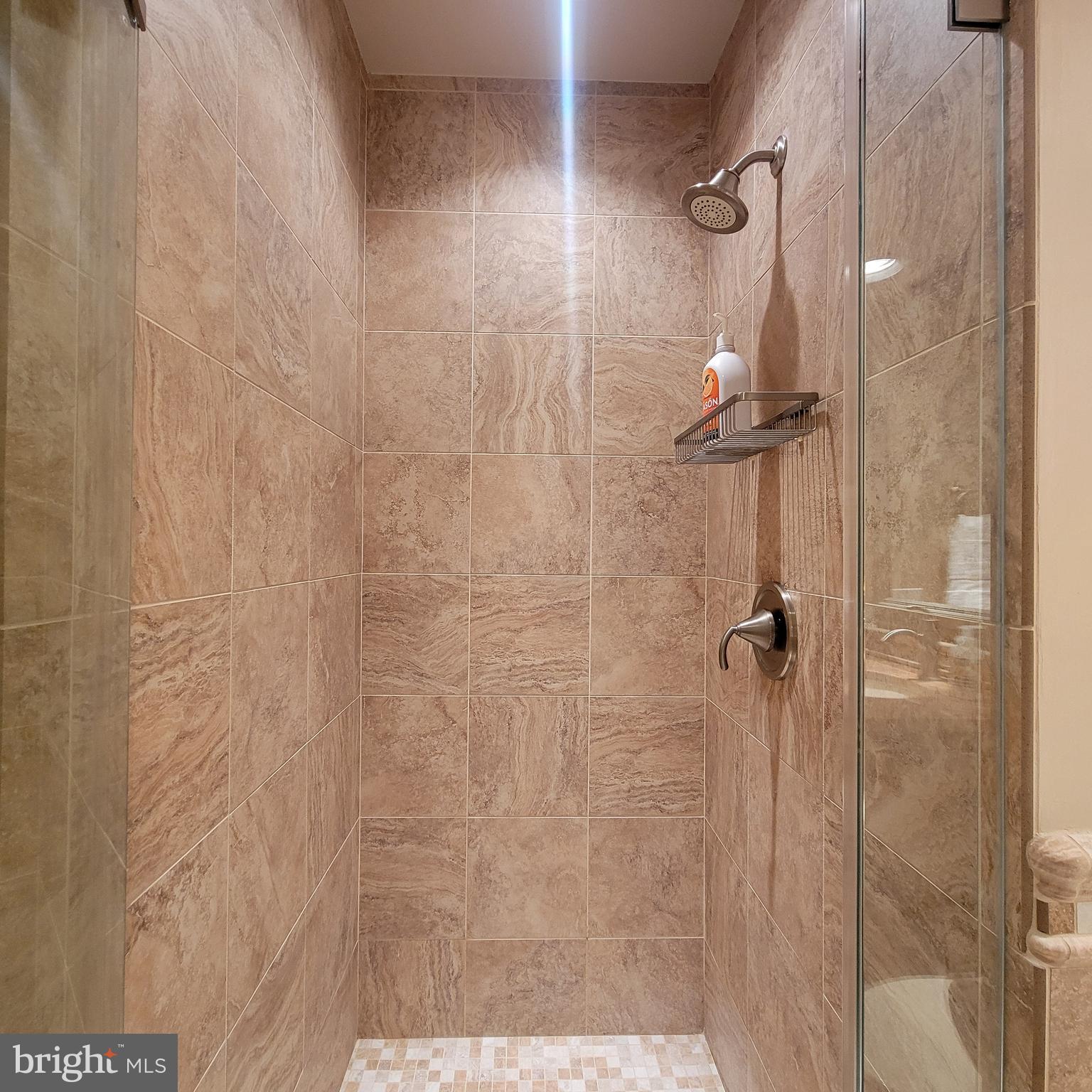 RIVA TRACE - Residential