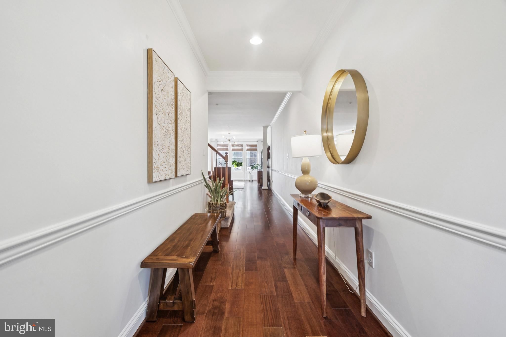 8719 TIMBER OAK LANE