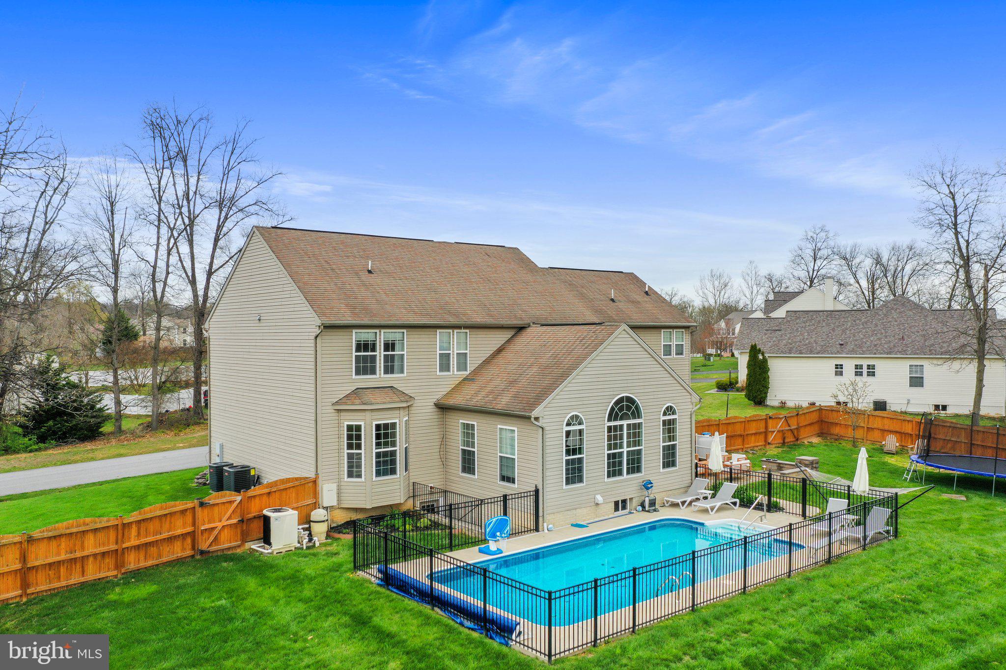 RIVERSIDE - Residential