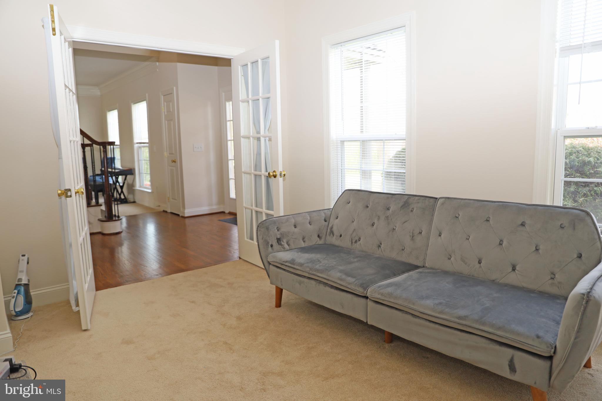 RIVERSIDE - Residential