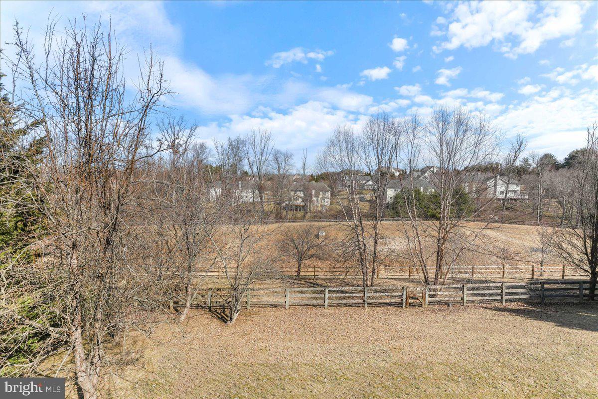 ESTS AT CHADDS FORD - Residential