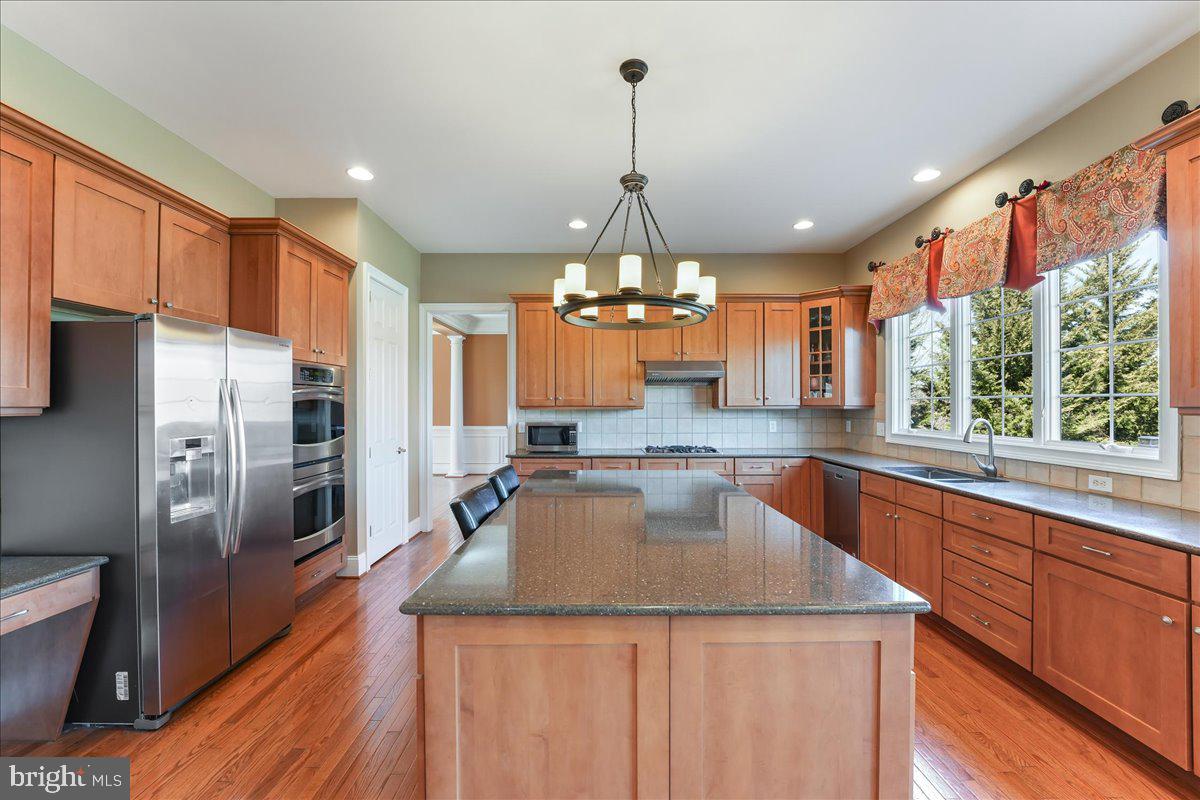 ESTS AT CHADDS FORD - Residential