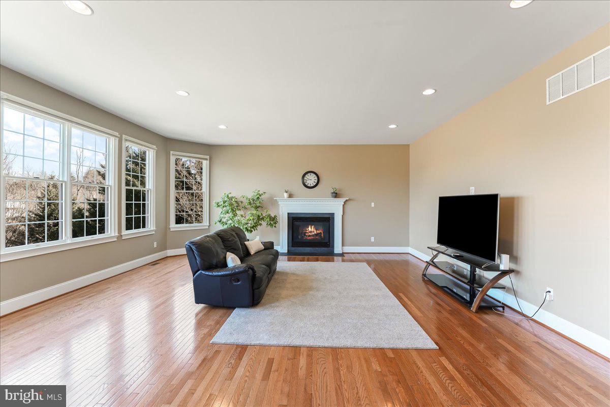 ESTS AT CHADDS FORD - Residential