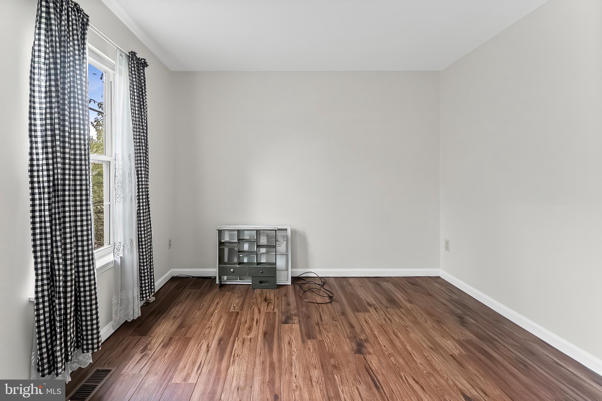 ST CLAIR - Residential