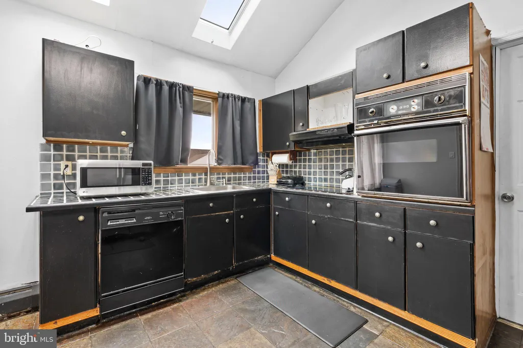 Additional image 12 of 82 Forsythia Drive E Unit E, Levittown, PA 19056