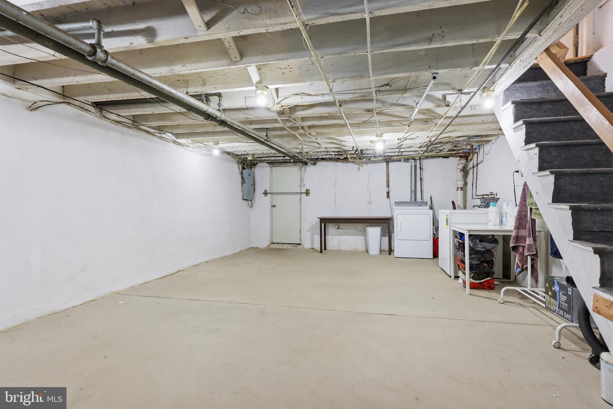 CHELTEN HILLS - Residential