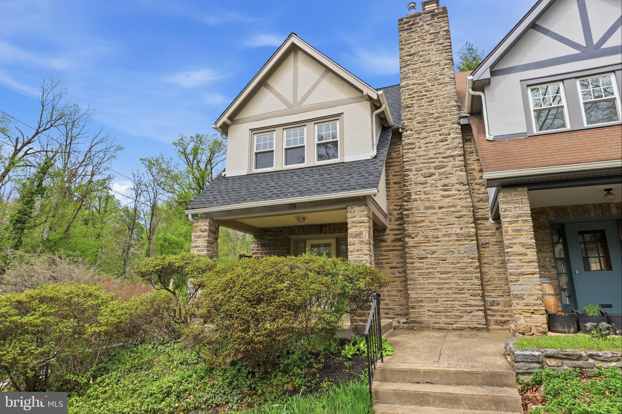 CHELTEN HILLS - Residential