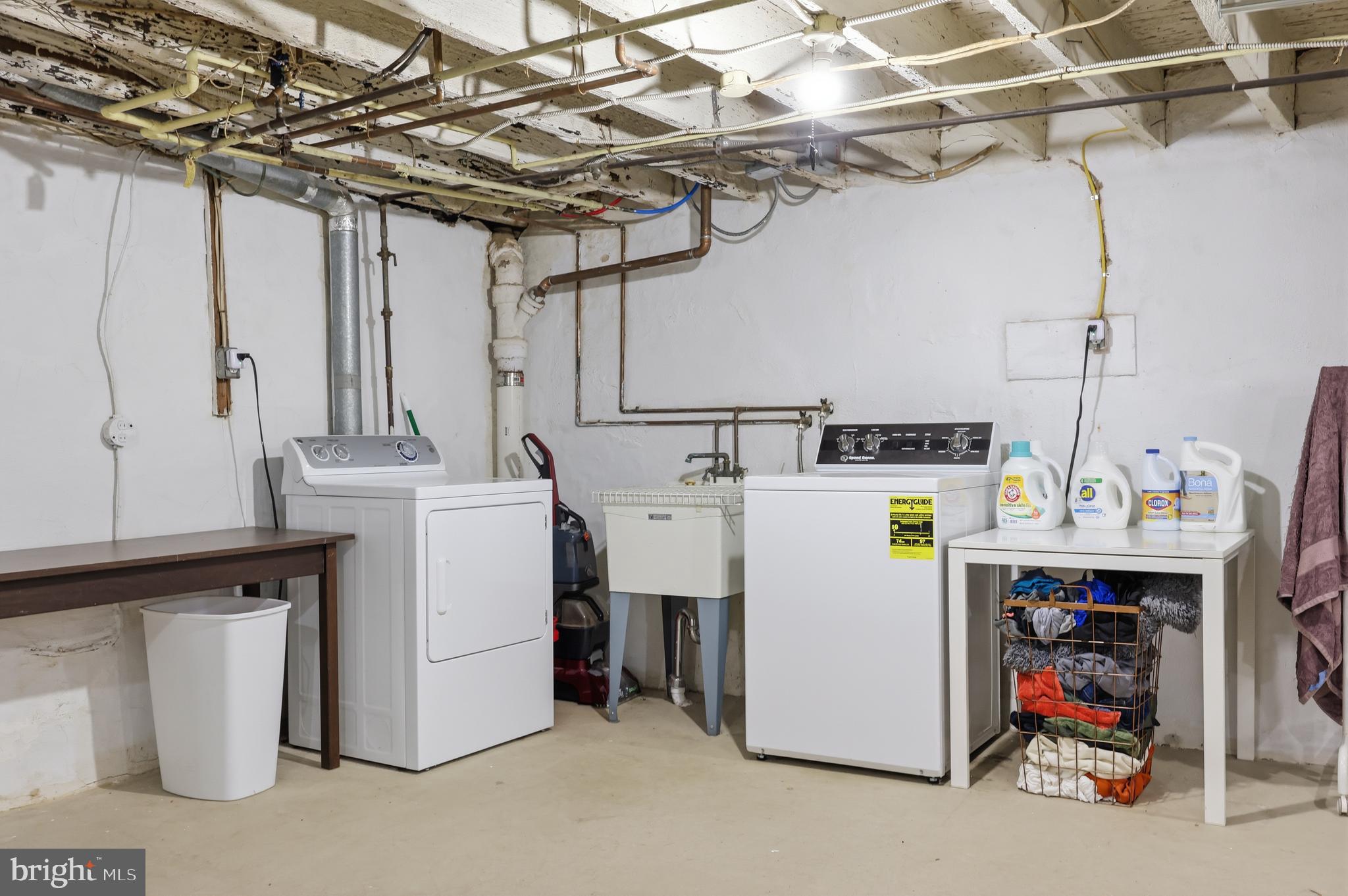 CHELTEN HILLS - Residential