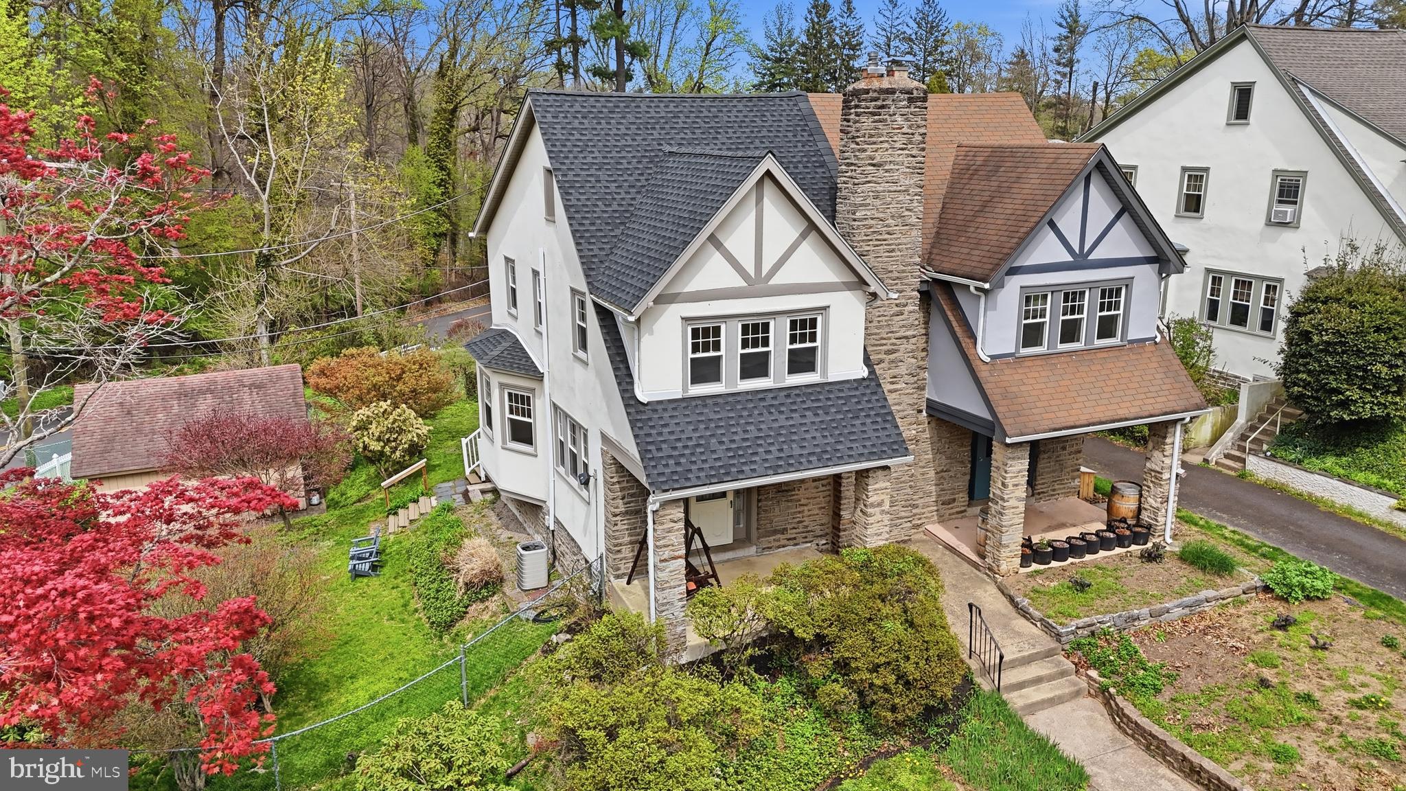 CHELTEN HILLS - Residential