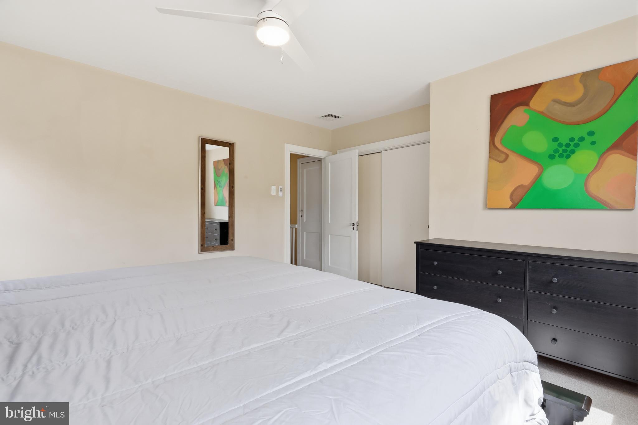 CHELTEN HILLS - Residential