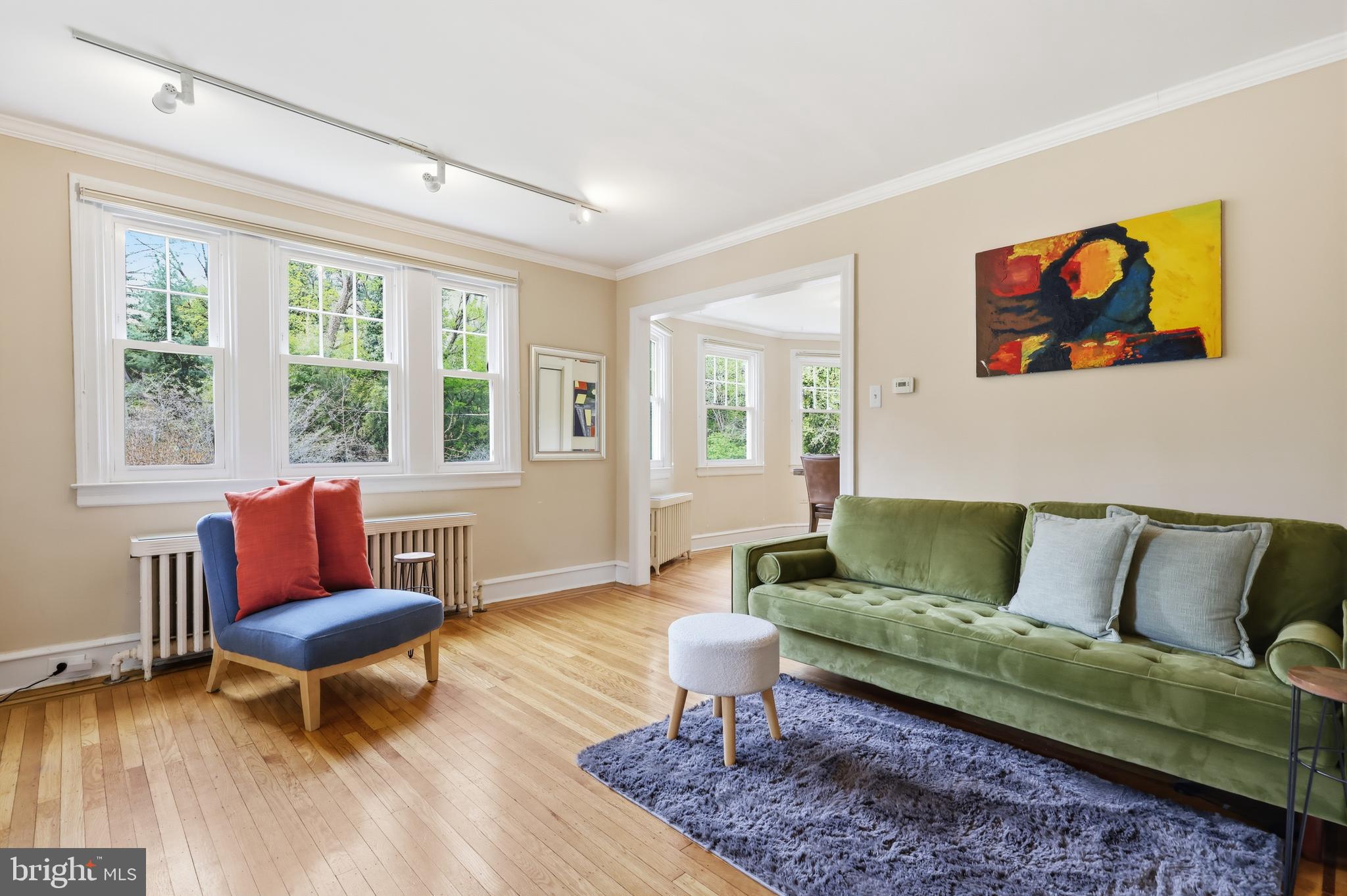 CHELTEN HILLS - Residential