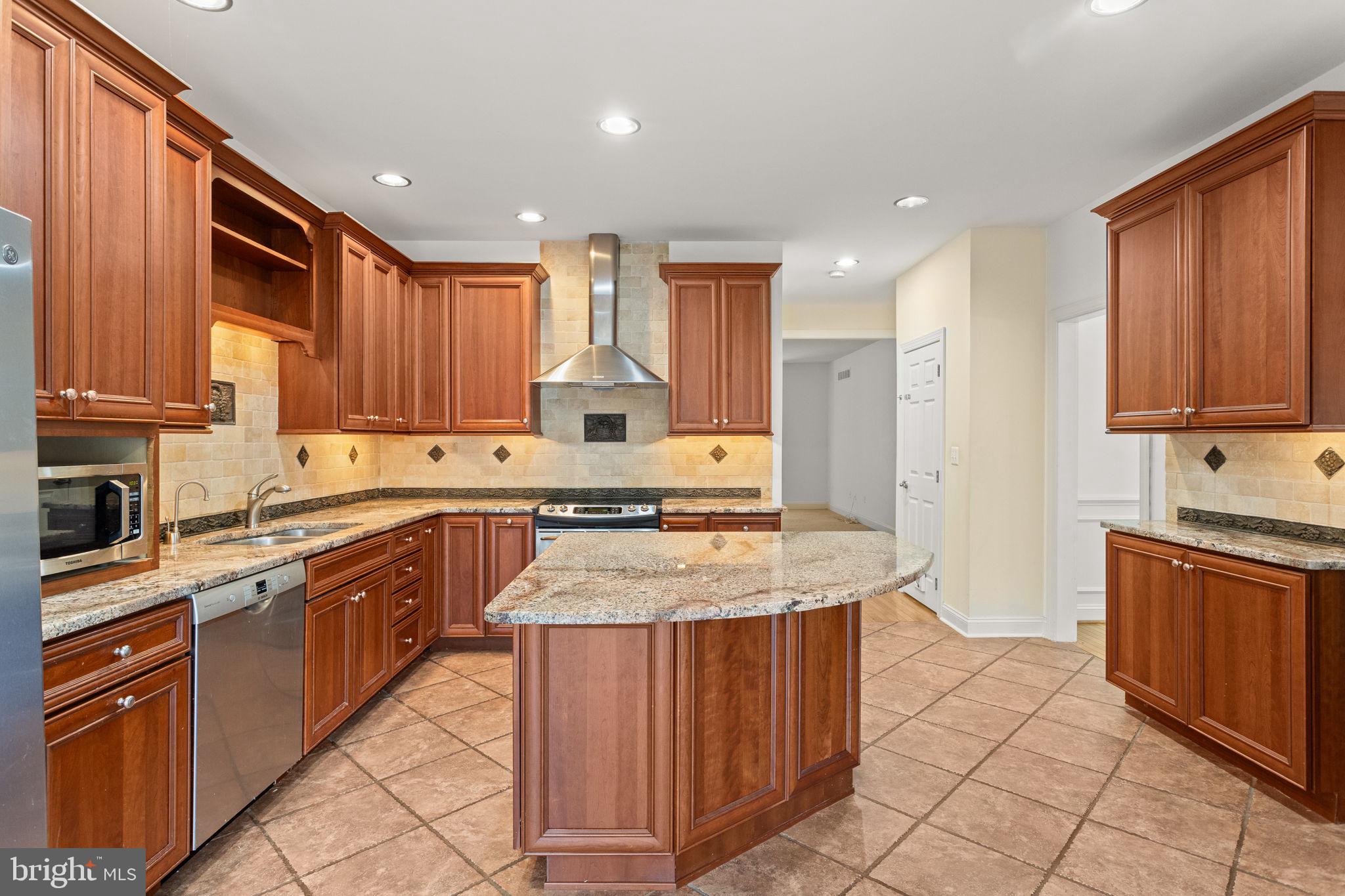 BLUE BELL CC - Residential