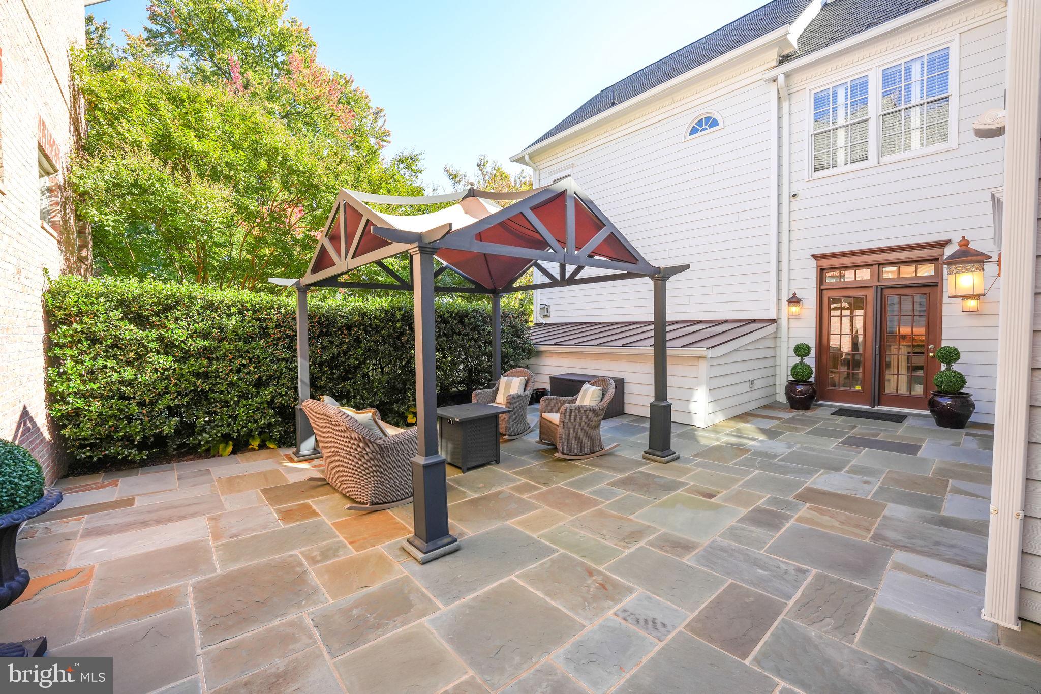 EVANS FARM - Residential