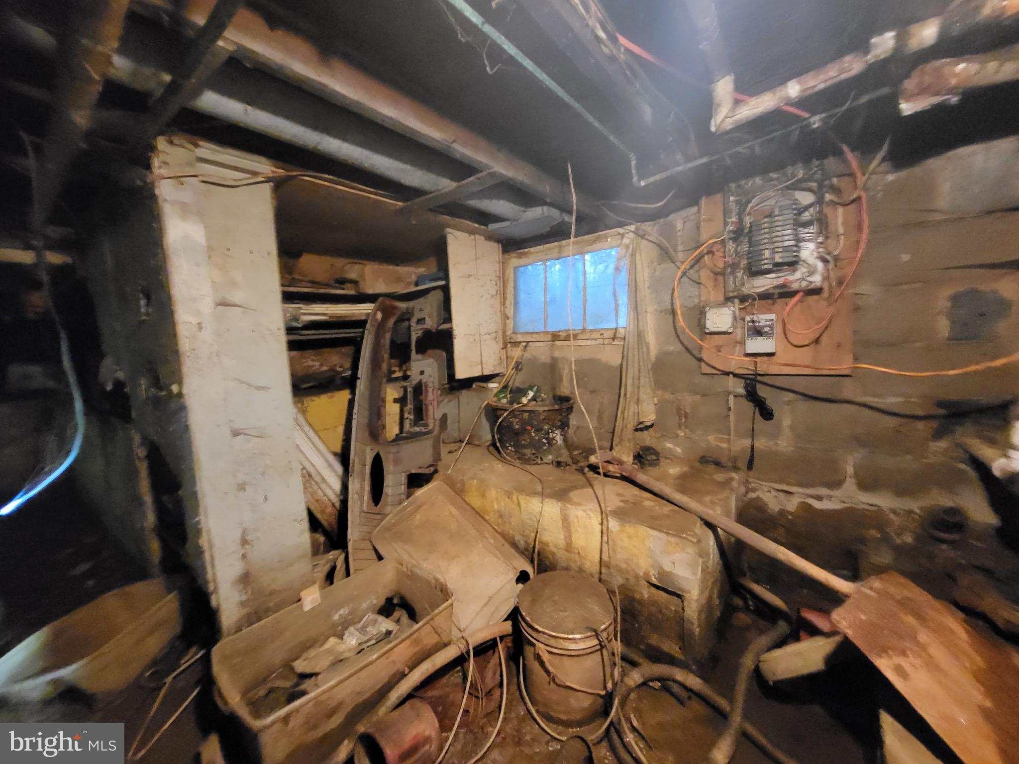 RANDALLSTOWN - Residential