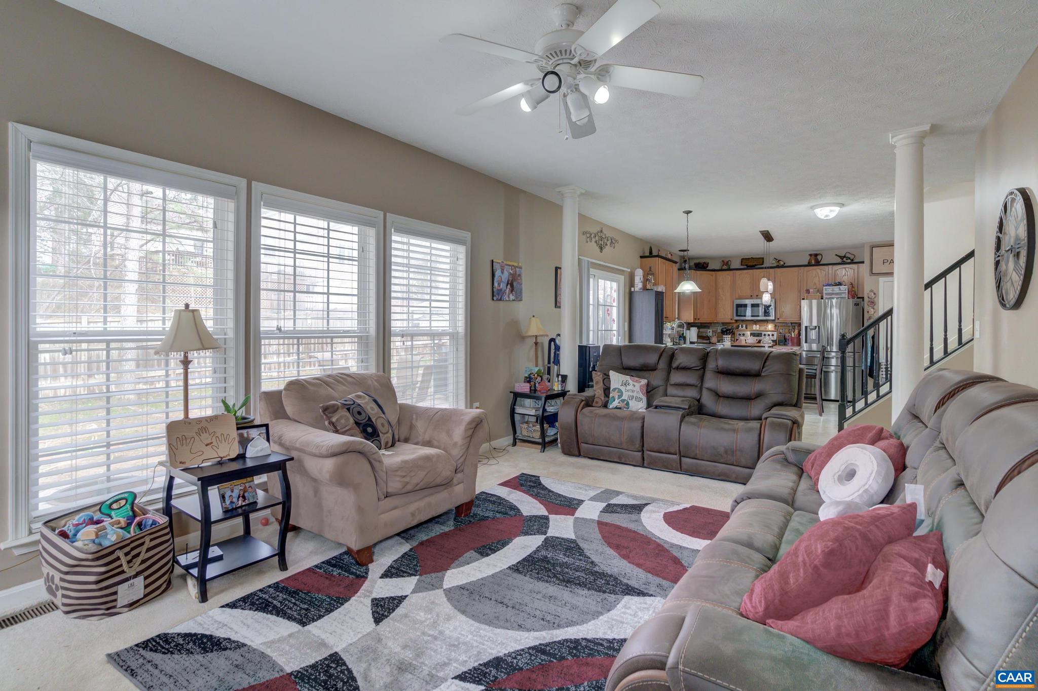 LAKE LANDOR - Residential