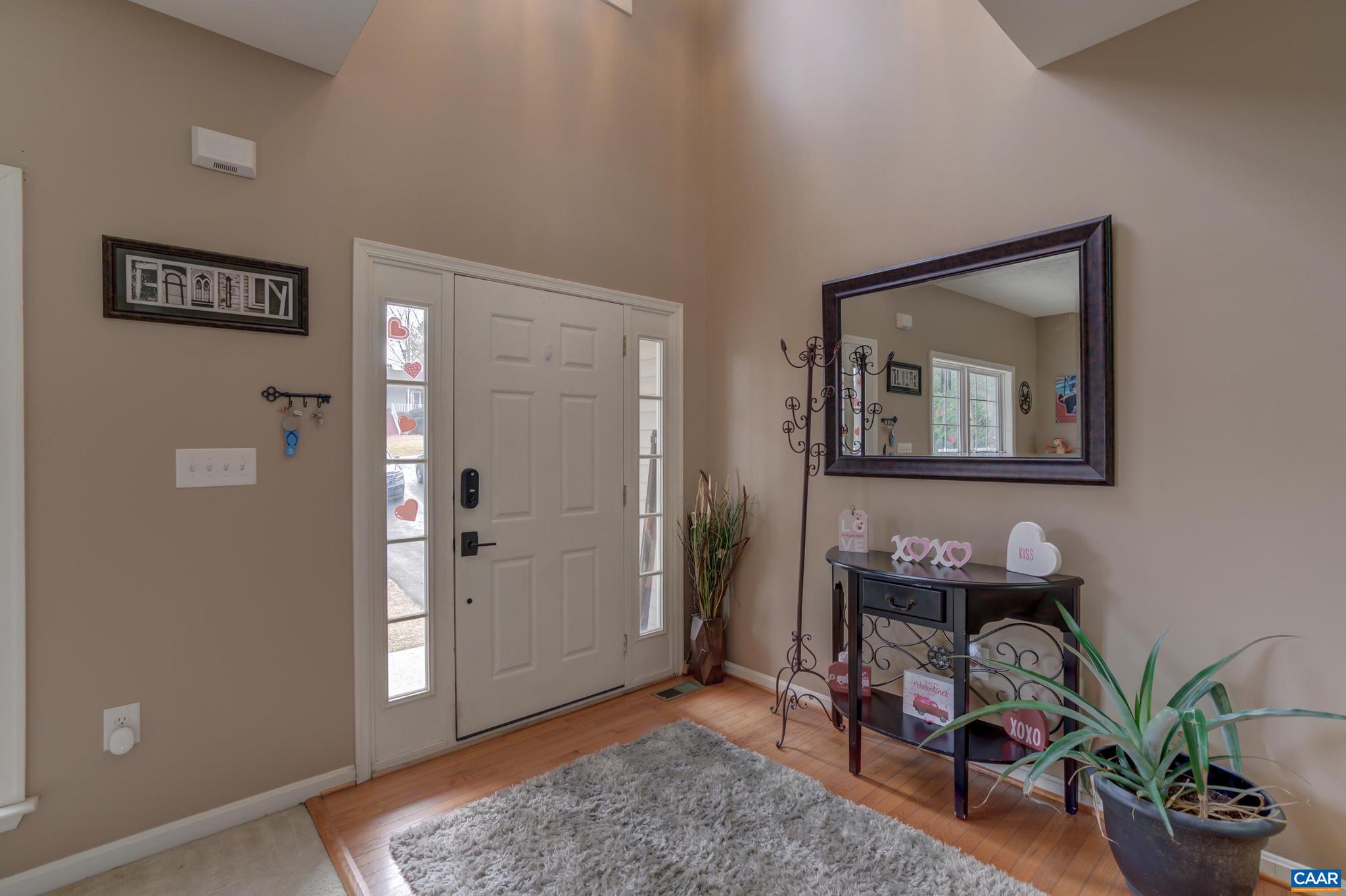 LAKE LANDOR - Residential