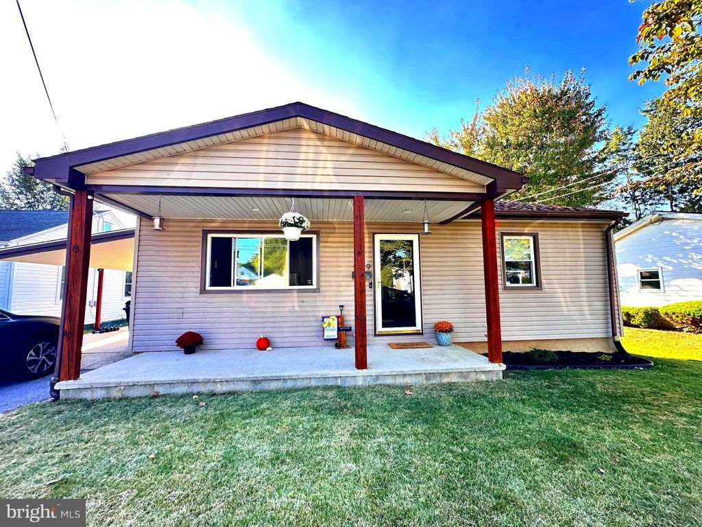 Photo of 509 Worth Street, LEBANON, PA 17042 (MLS # PALN2023090)