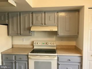 TWINBROOK - Residential Lease