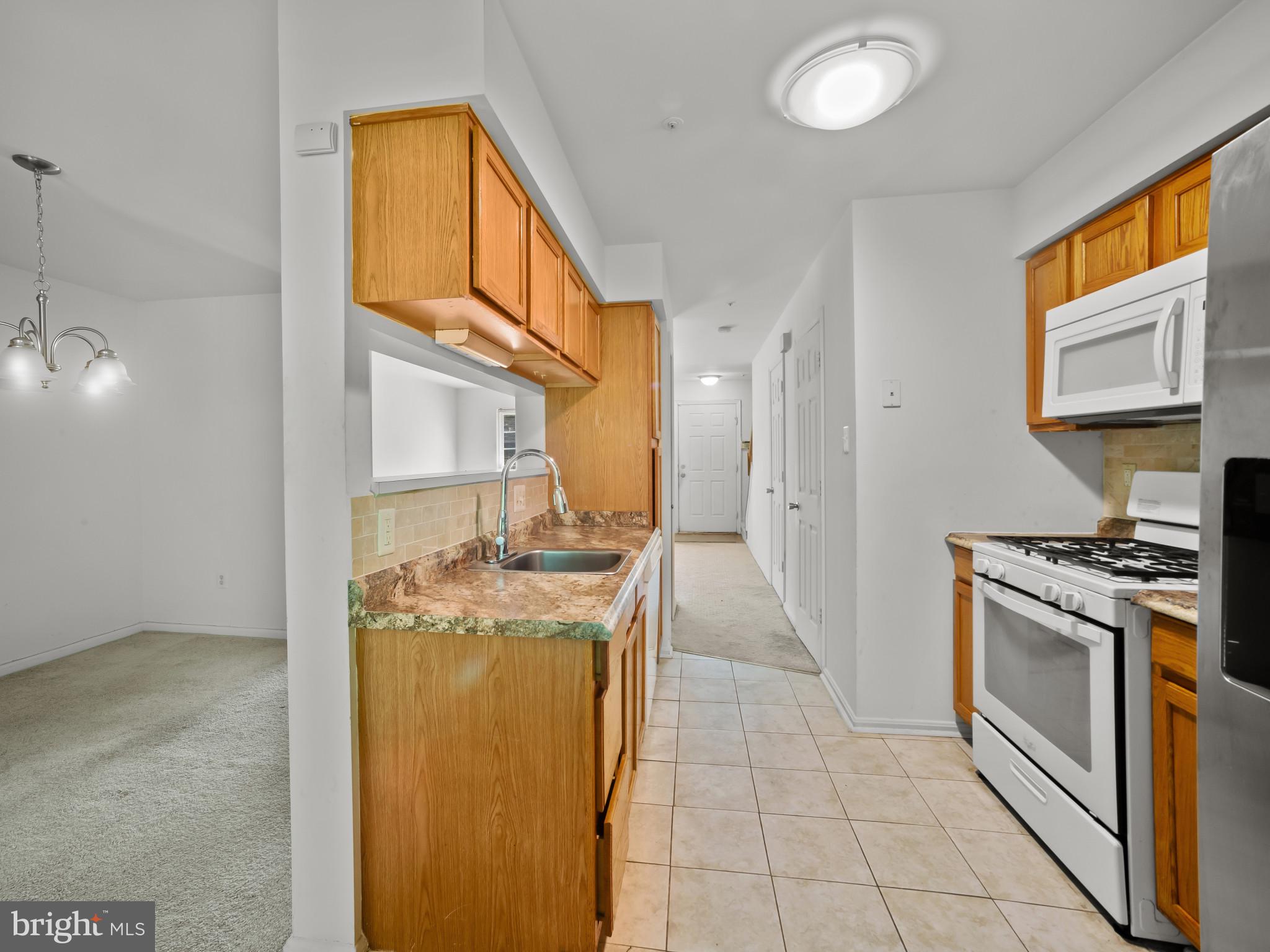 SUMMIT CREEK - Residential