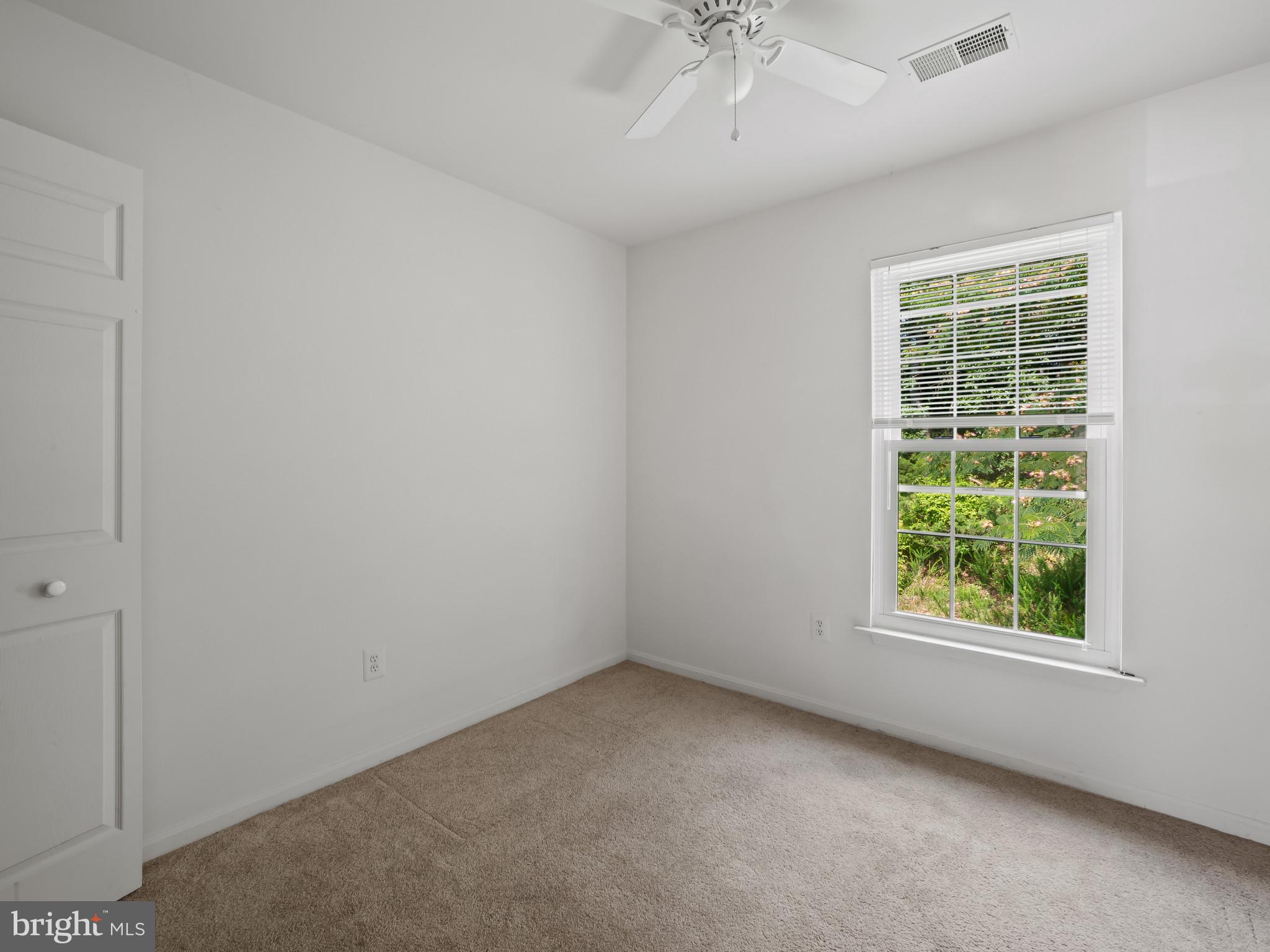 SUMMIT CREEK - Residential