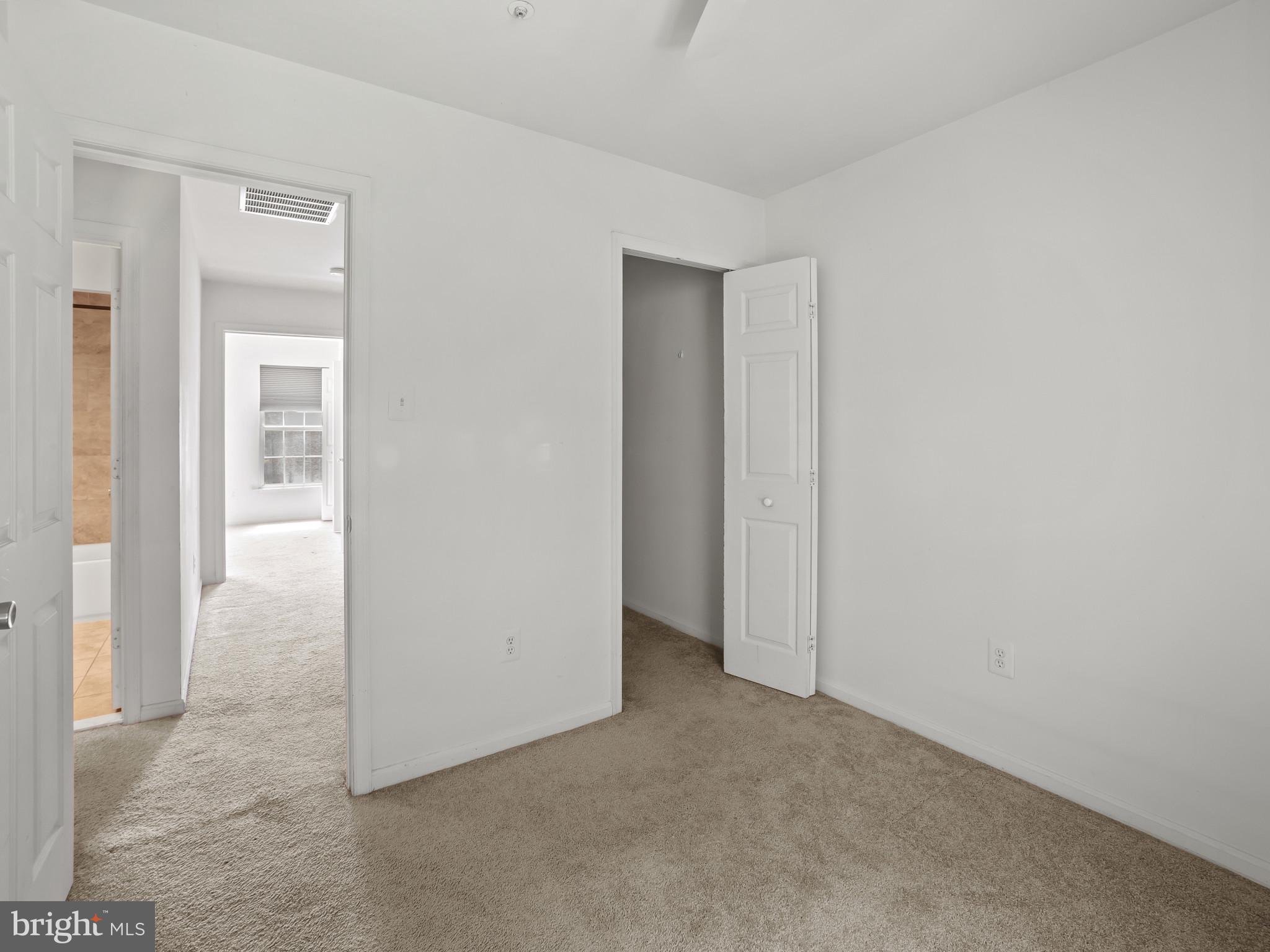 SUMMIT CREEK - Residential