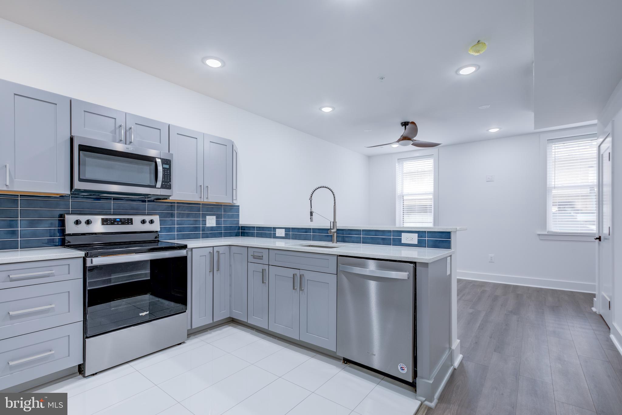 OLDE KENSINGTON - Residential