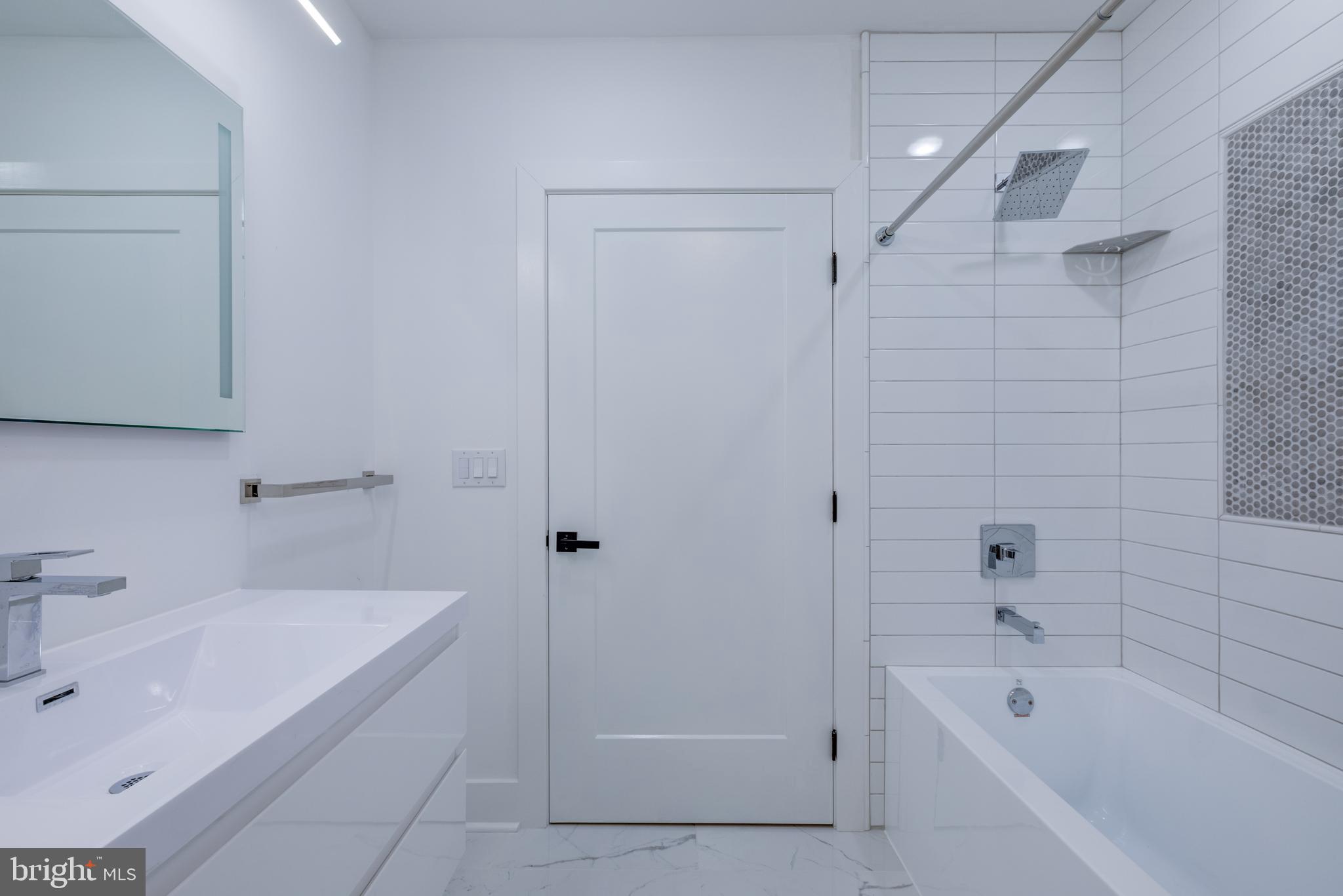 OLDE KENSINGTON - Residential