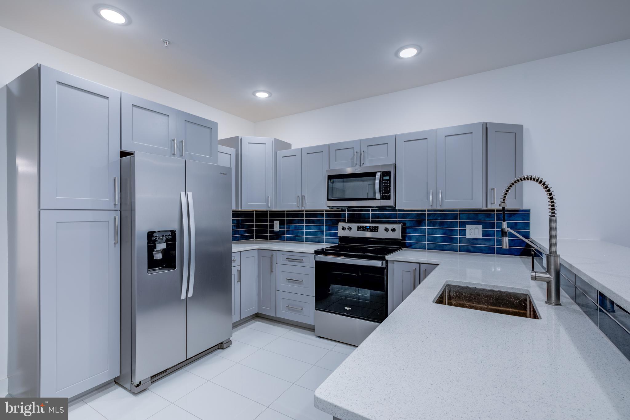 OLDE KENSINGTON - Residential