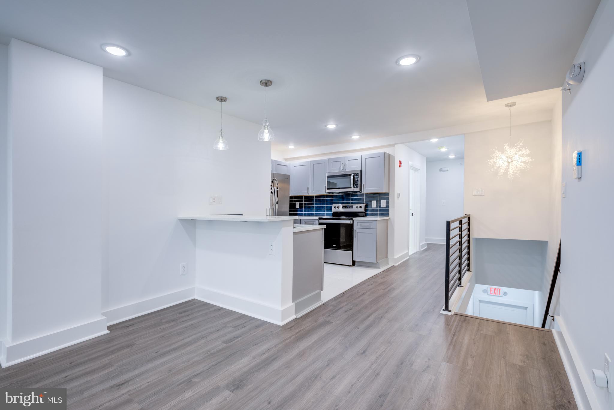 OLDE KENSINGTON - Residential