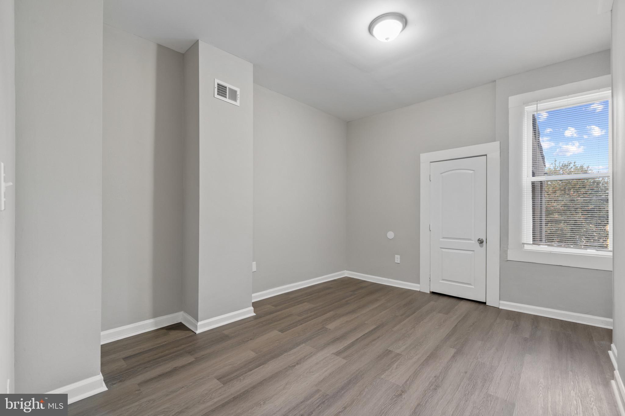 GREENMOUNT WEST - Residential