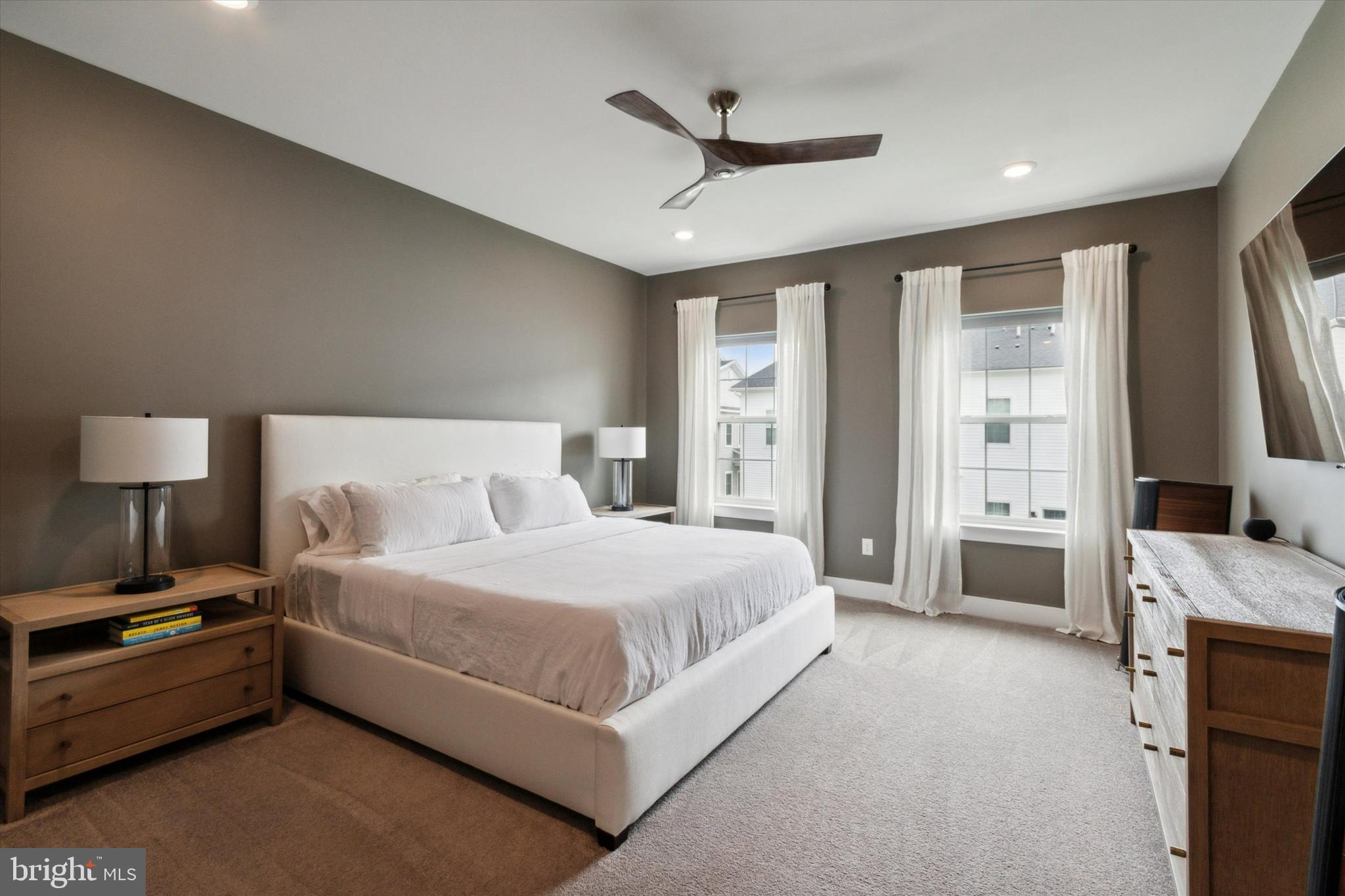 LOCHIEL FARM - Residential Lease