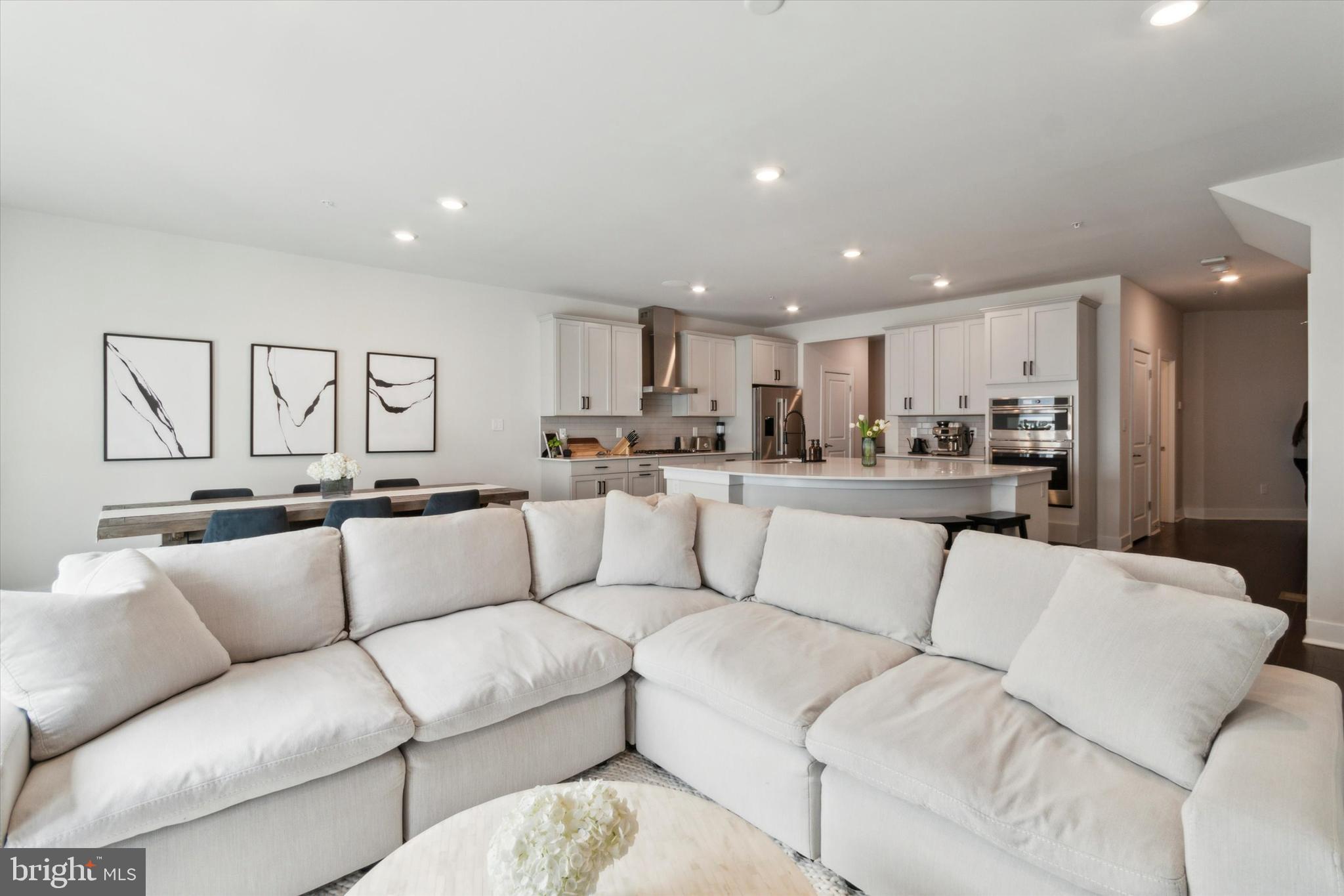 LOCHIEL FARM - Residential Lease