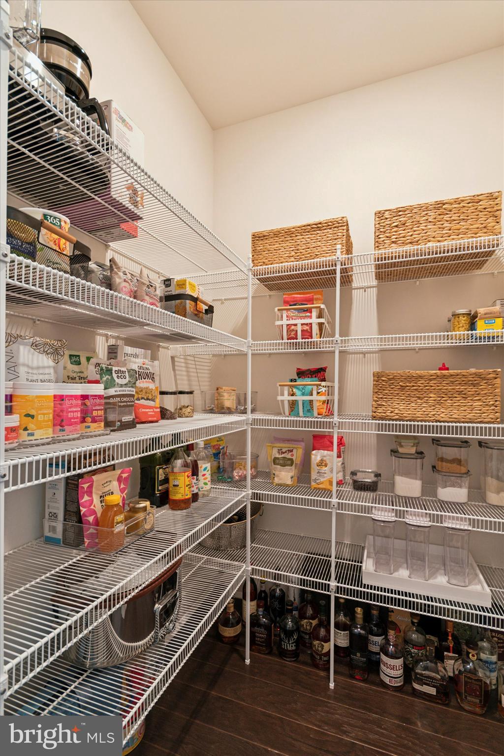 LOCHIEL FARM - Residential Lease