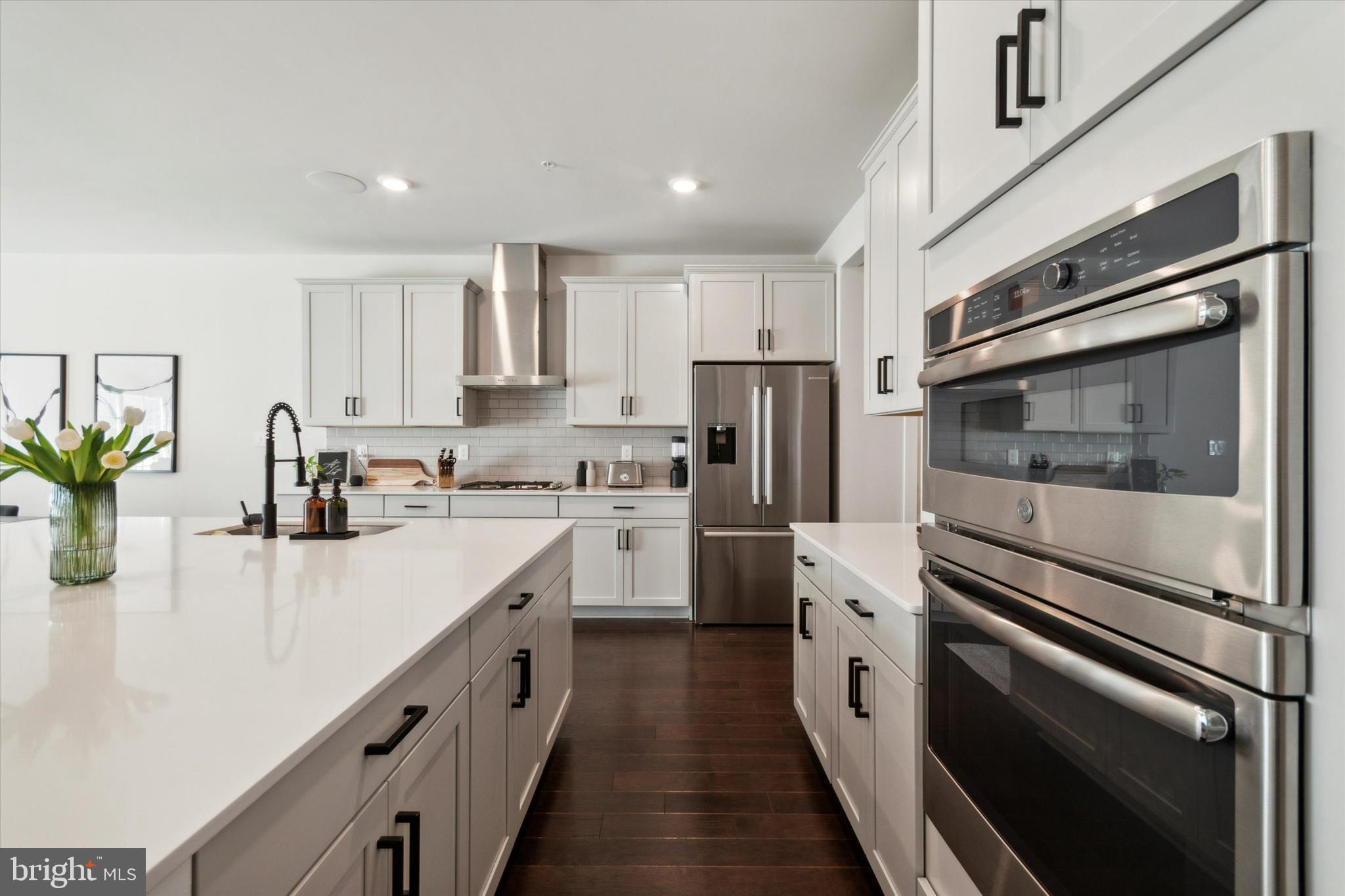 LOCHIEL FARM - Residential Lease