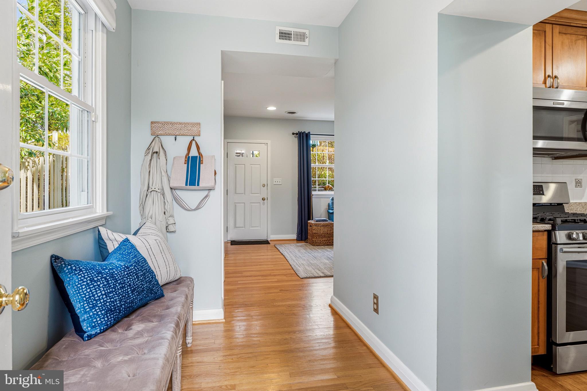 SOUTHLAND HILLS - Residential