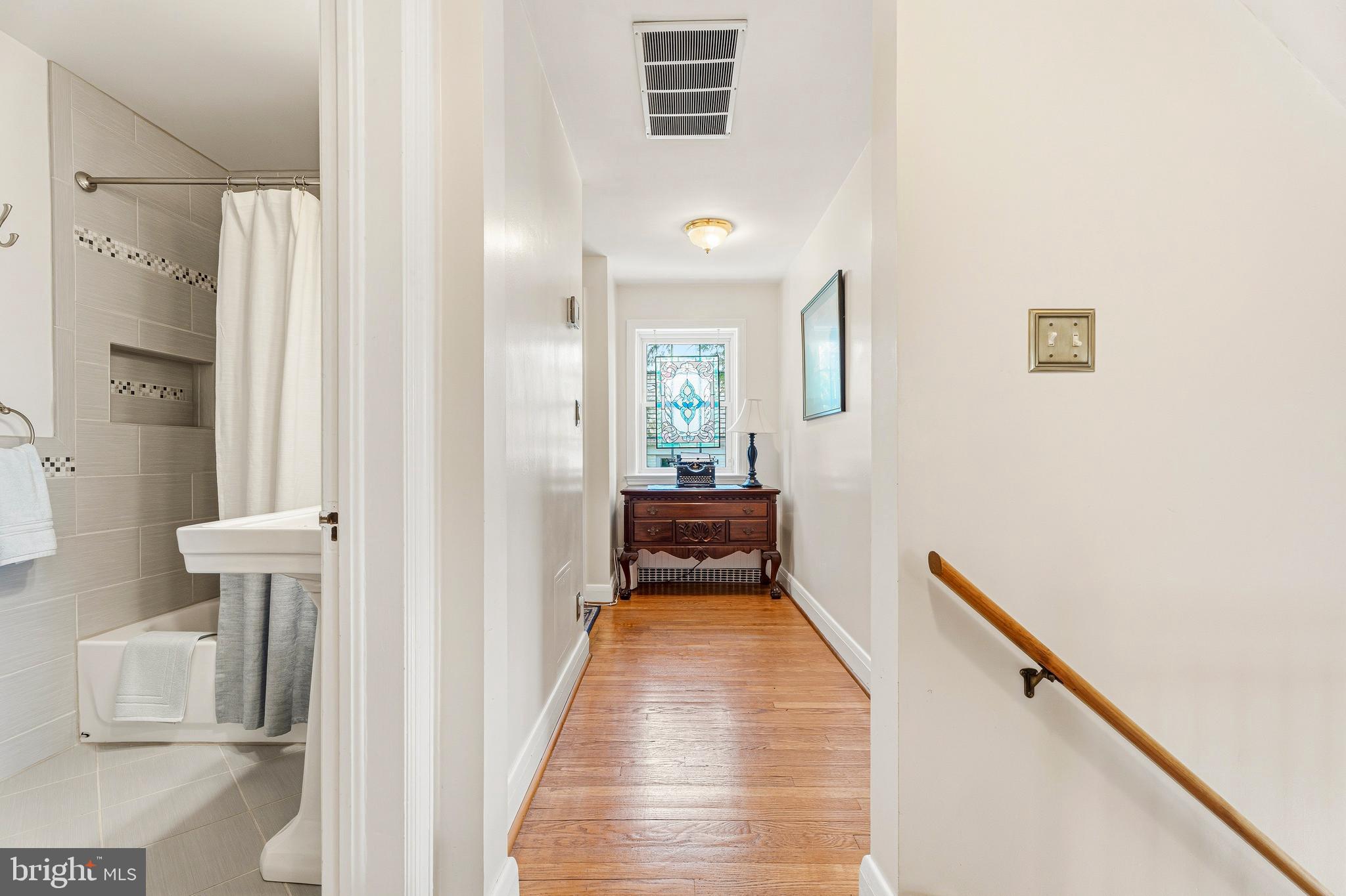 SOUTHLAND HILLS - Residential