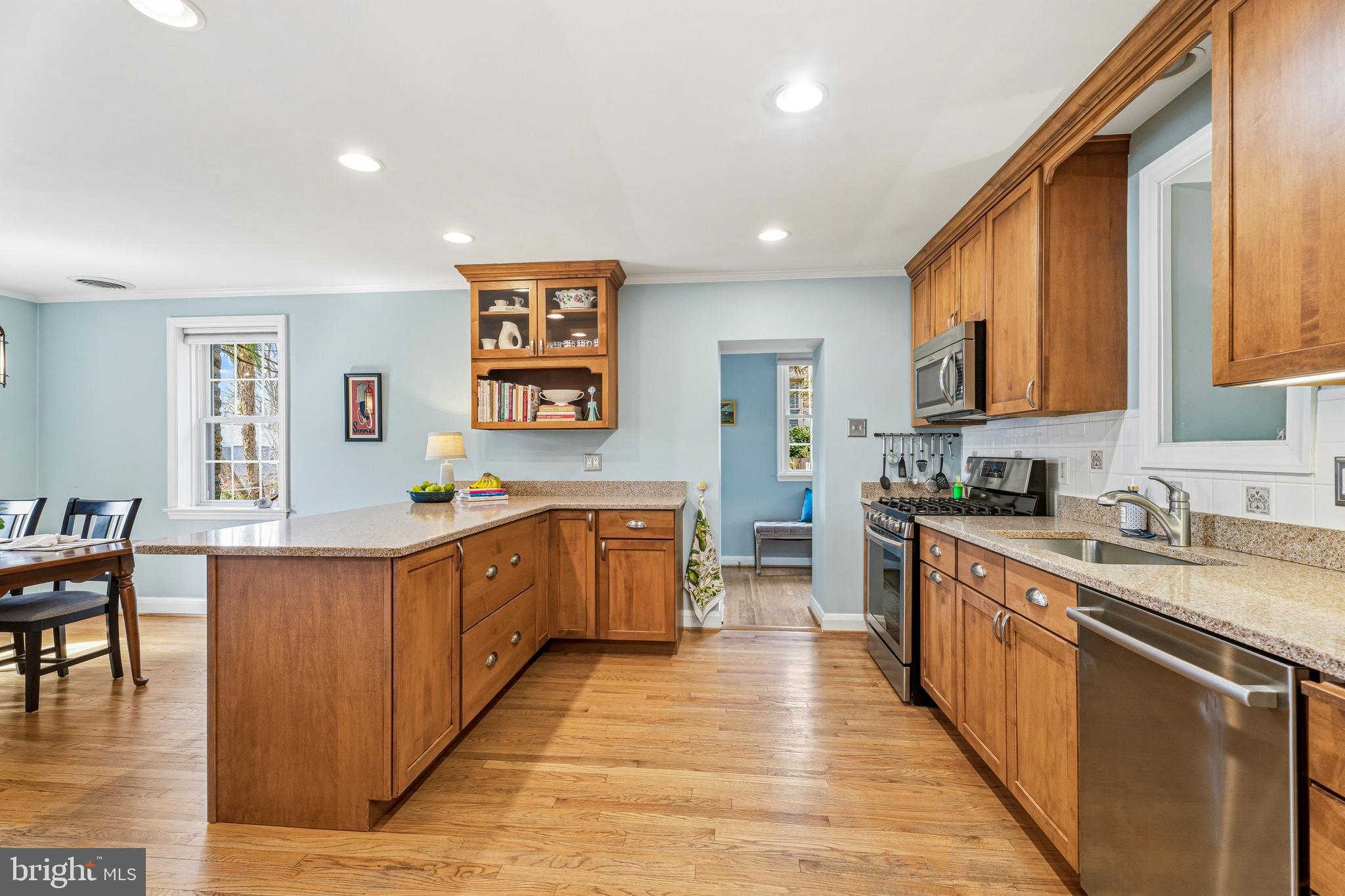 SOUTHLAND HILLS - Residential