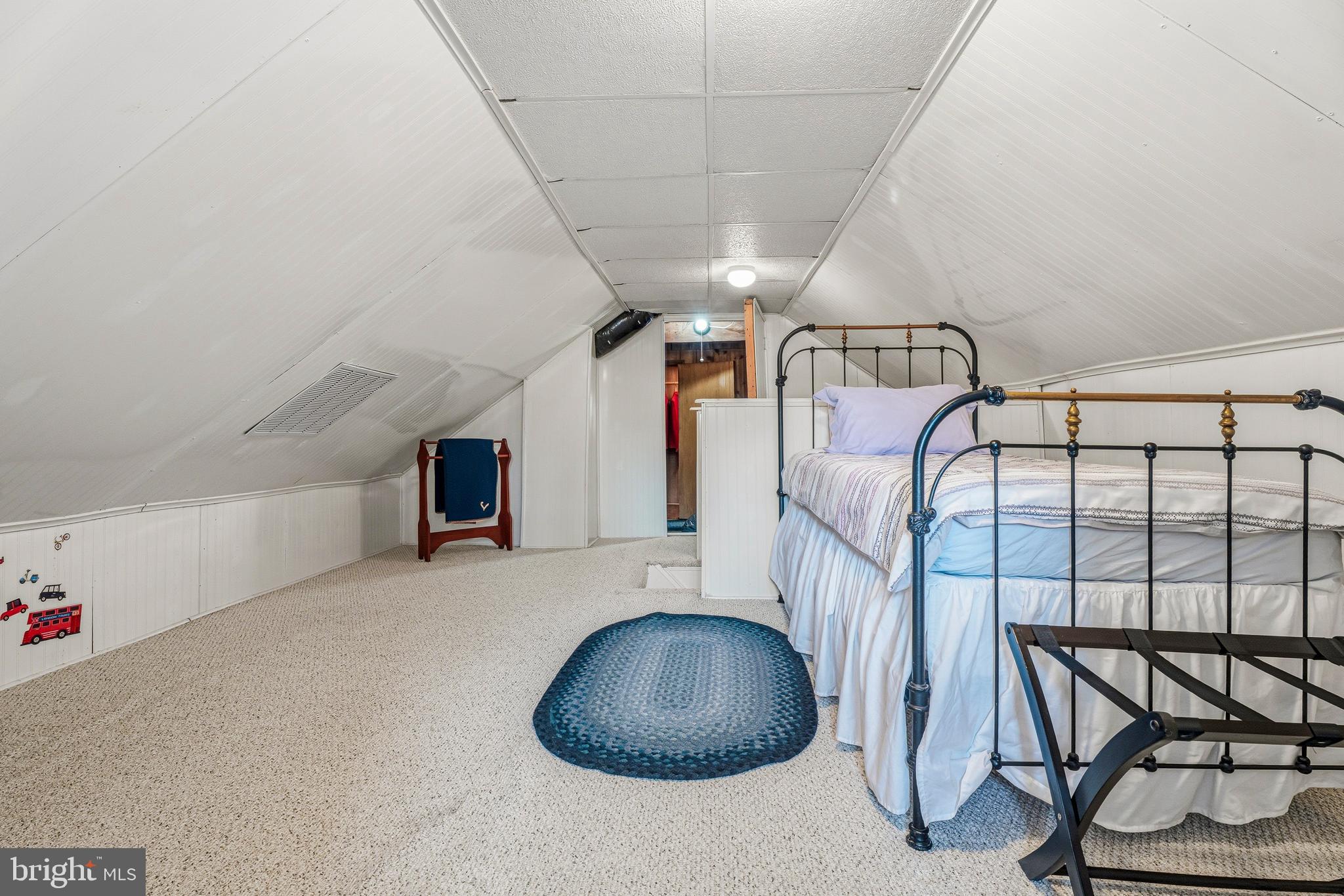 SOUTHLAND HILLS - Residential